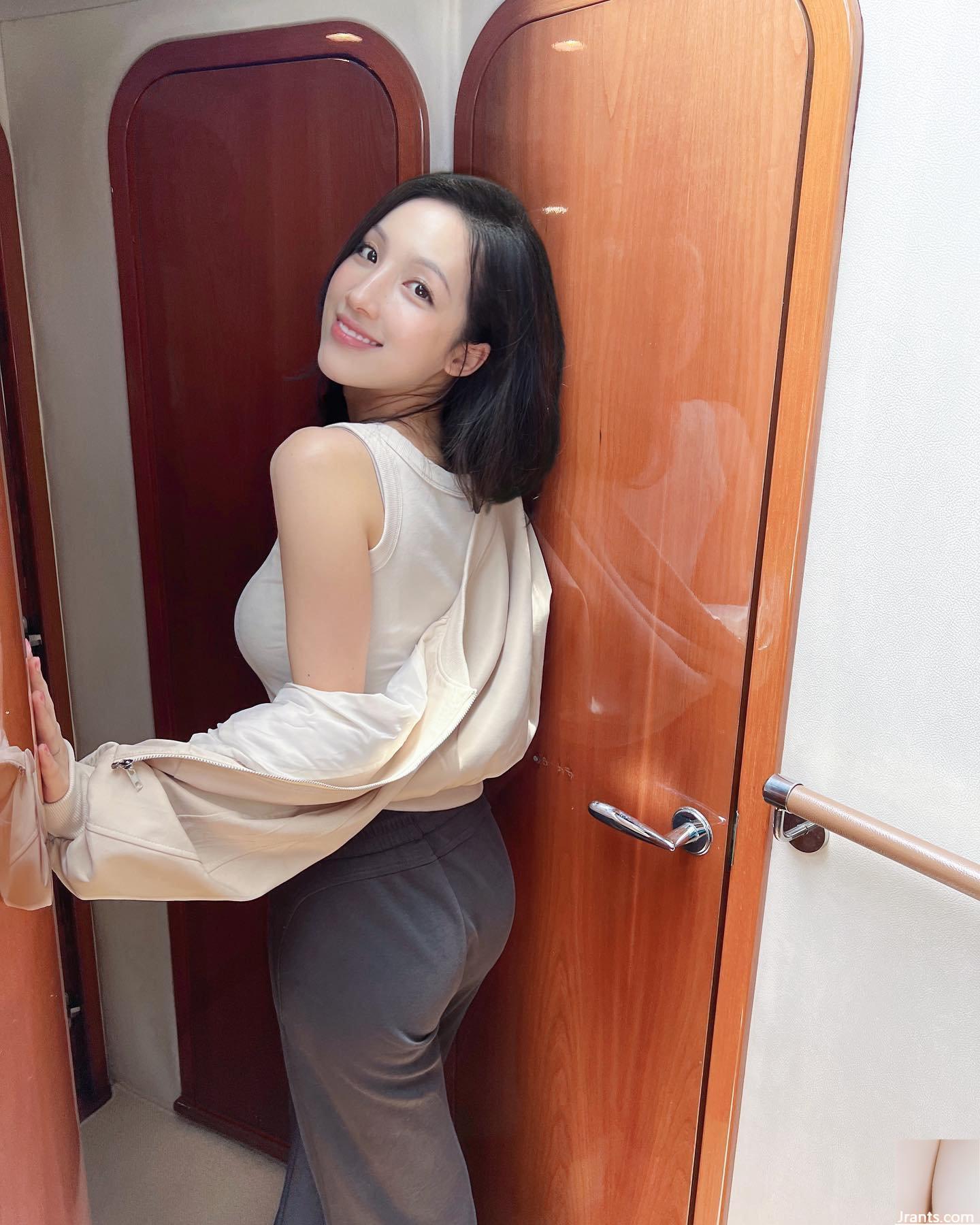 Hình ảnh J nổi tiếng của cô gái Hồng Kông hedy_hoiyi: sự kết hợp hoàn hảo giữa thanh lịch và quyến rũ! - Ảnh 43