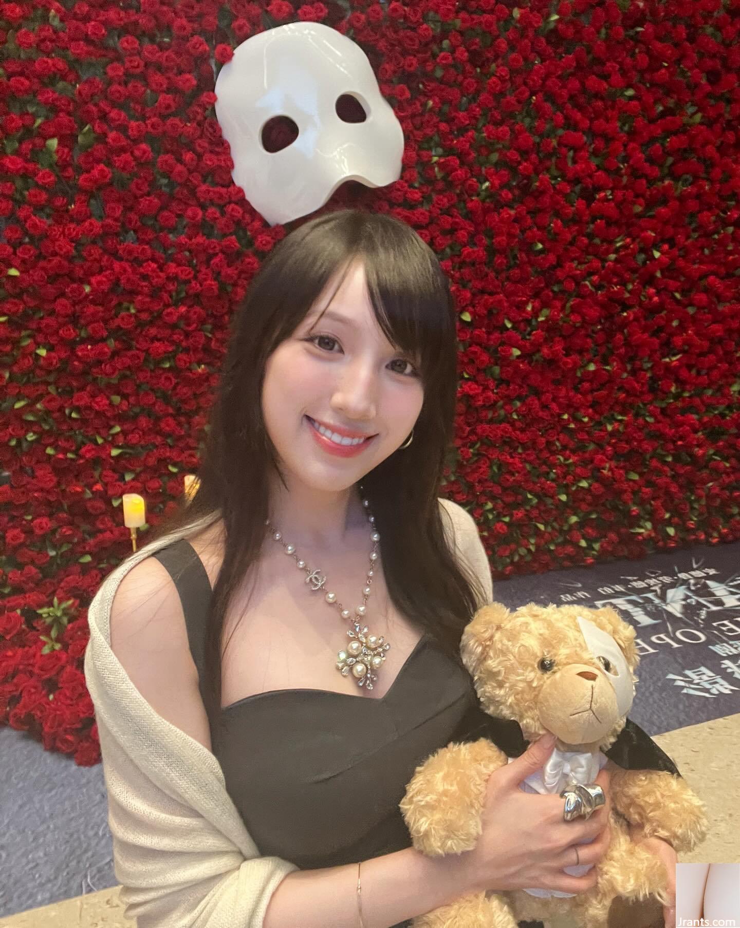 Hình ảnh J nổi tiếng của cô gái Hồng Kông hedy_hoiyi: sự kết hợp hoàn hảo giữa thanh lịch và quyến rũ! - Ảnh 53