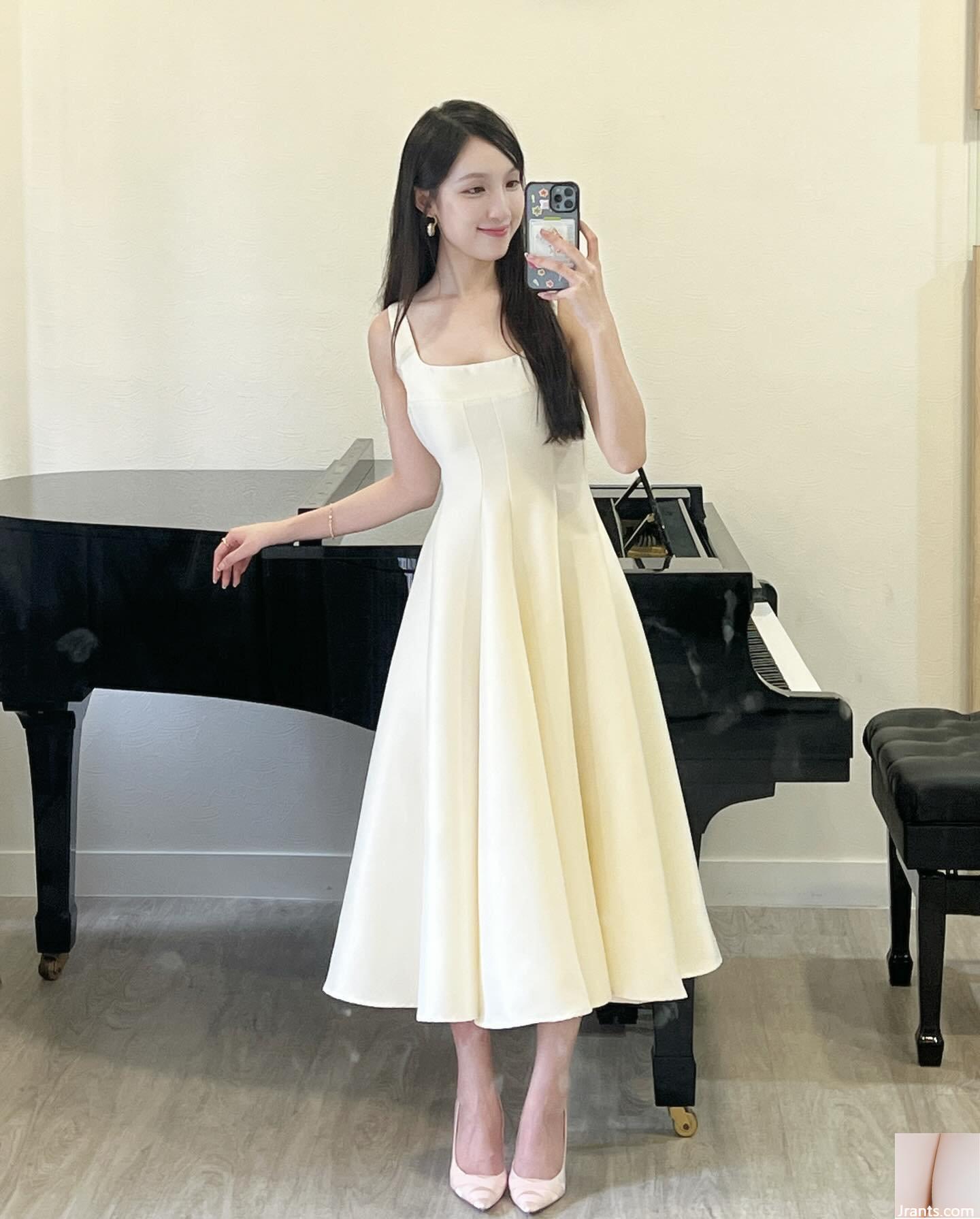 Hình ảnh J nổi tiếng của cô gái Hồng Kông hedy_hoiyi: sự kết hợp hoàn hảo giữa thanh lịch và quyến rũ! - Ảnh 62