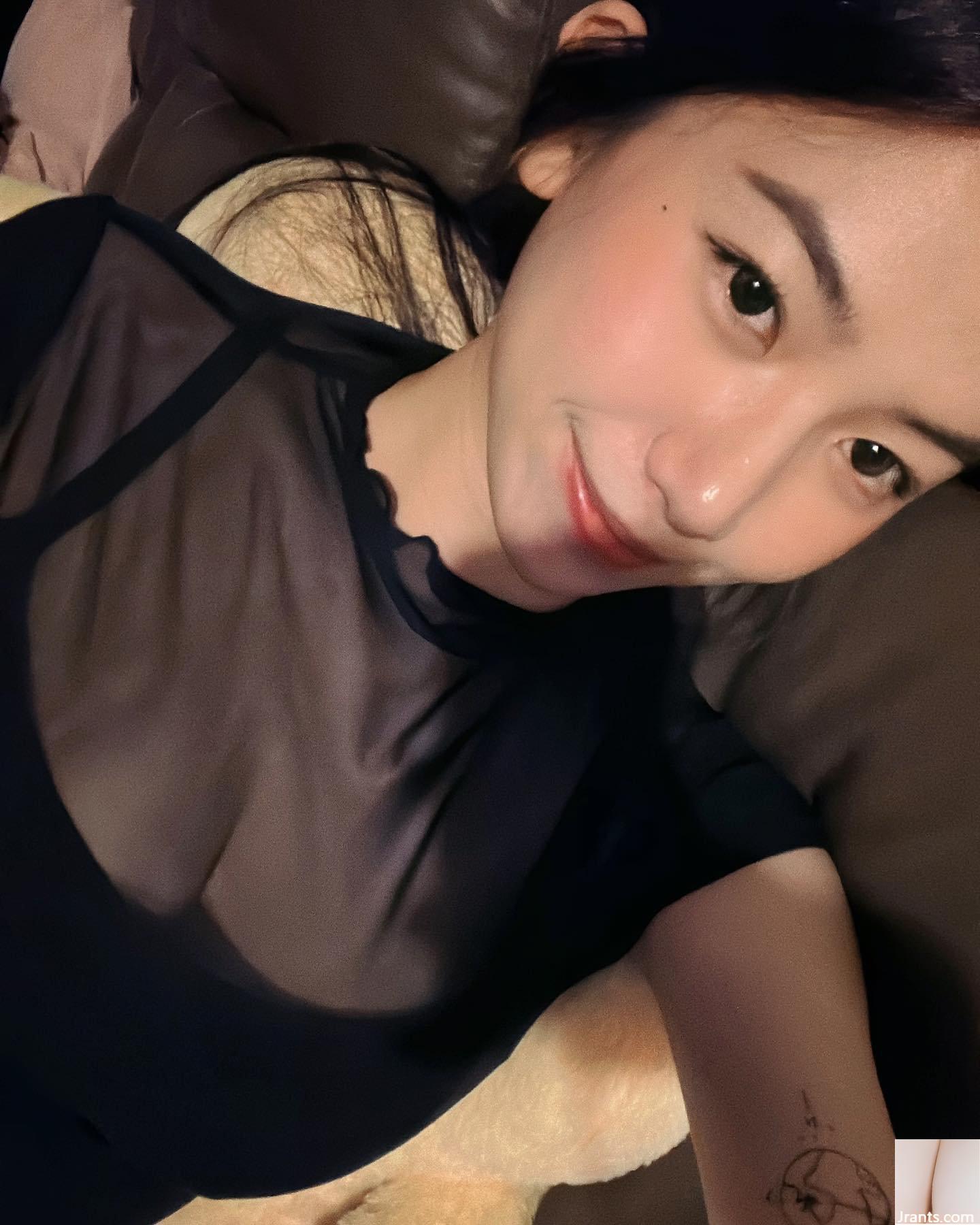 Theo dõi các xu hướng và xu hướng thời trang mới nhất của natalieheha! - Ảnh 11