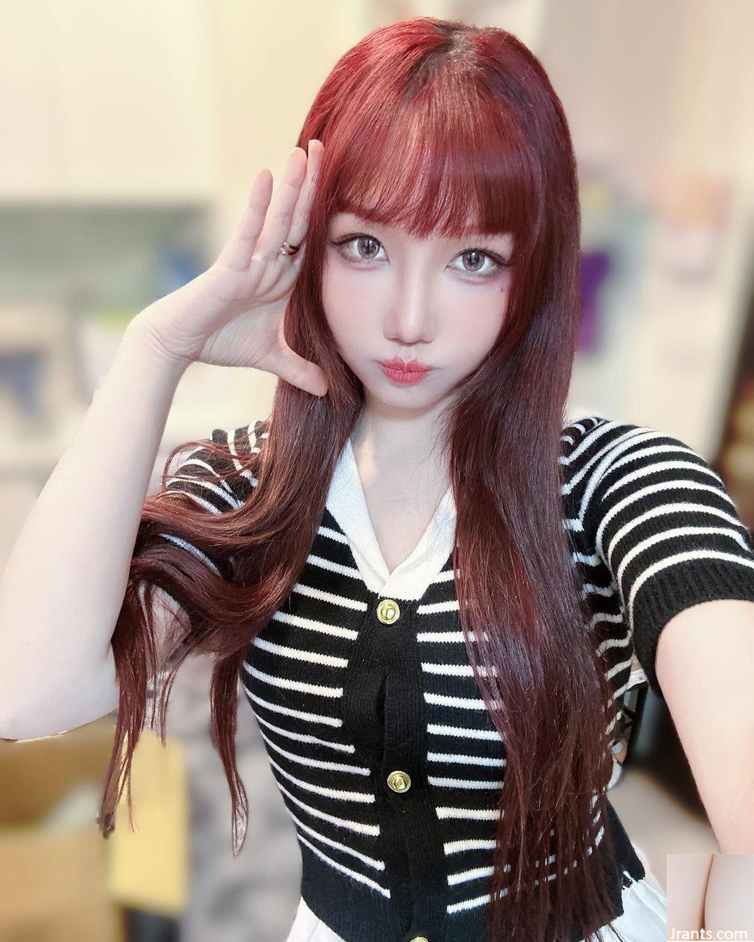 Hot girl dẫn chương trình trực tiếp “Alpha Afa” sở hữu vẻ ngoài xinh đẹp và vẻ ngoài mộng mơ đầy quyến rũ (10P) - Ảnh 4