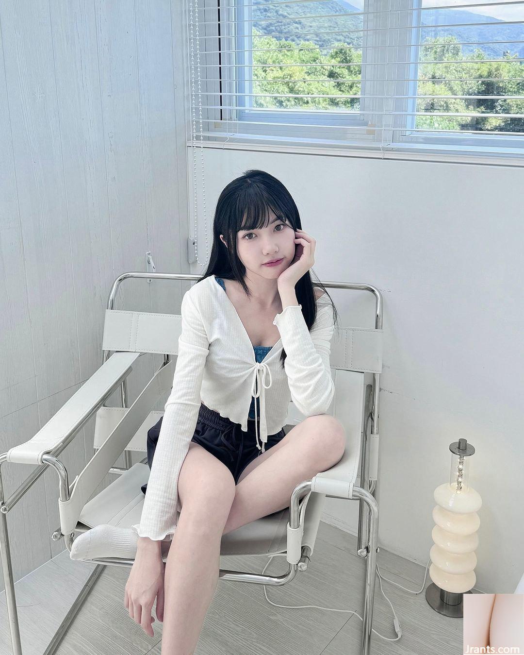 Vẻ đẹp khí chất “Huimi” quyến rũ mọi người bằng nụ cười ngọt ngào và khả năng chữa lành vết thương (10P) - Ảnh 2