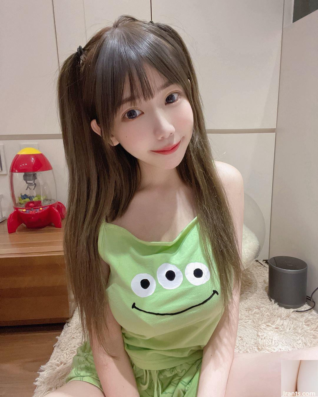 “Li Yunfei” có vẻ ngoài thanh lịch, bộ ngực đẹp và thân hình dữ tợn (10P) - Ảnh 5