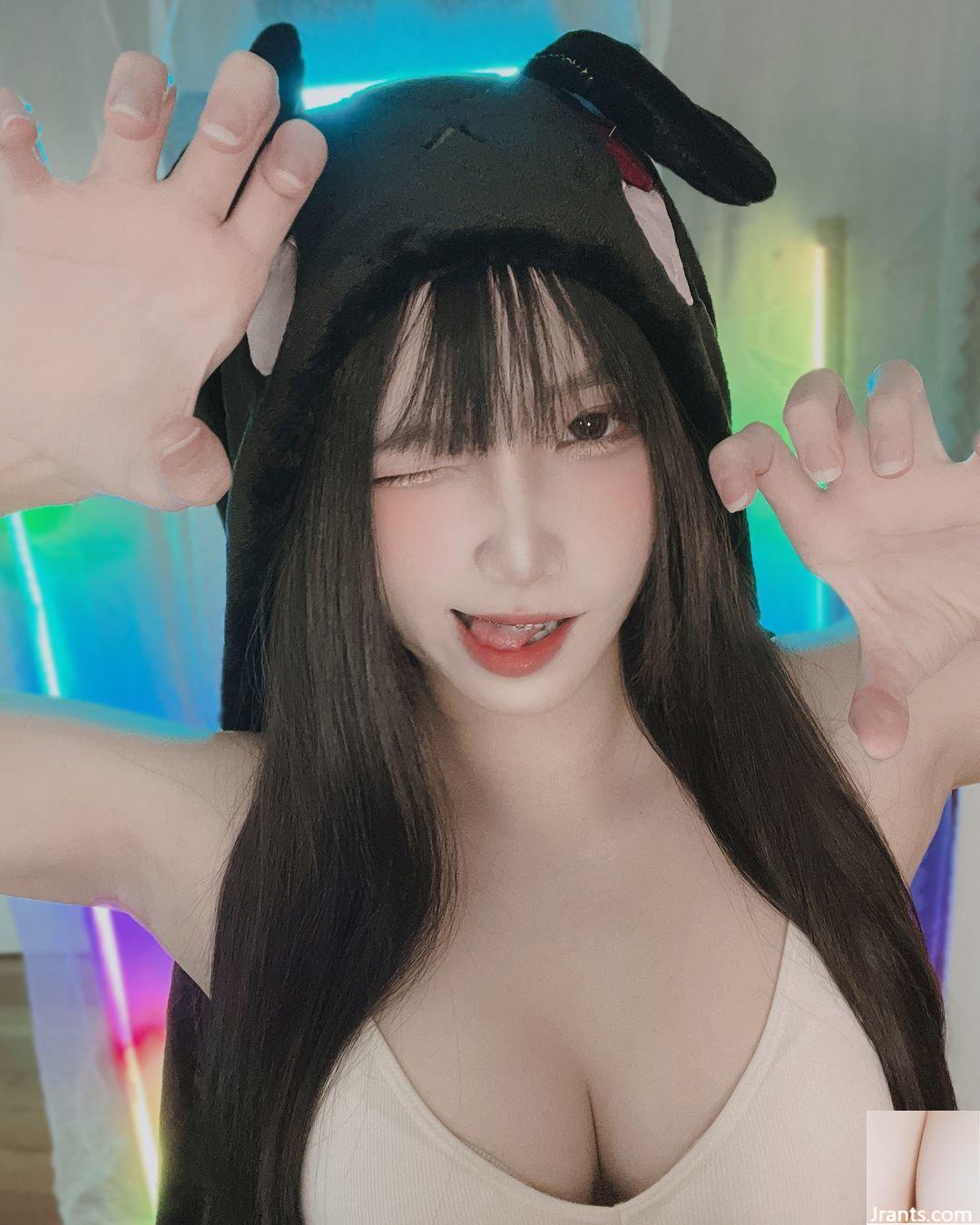 Hot girl live “Dưa hấu” nóng bỏng và sâu lắng đến mức không thể bỏ qua (10P) - Ảnh 8