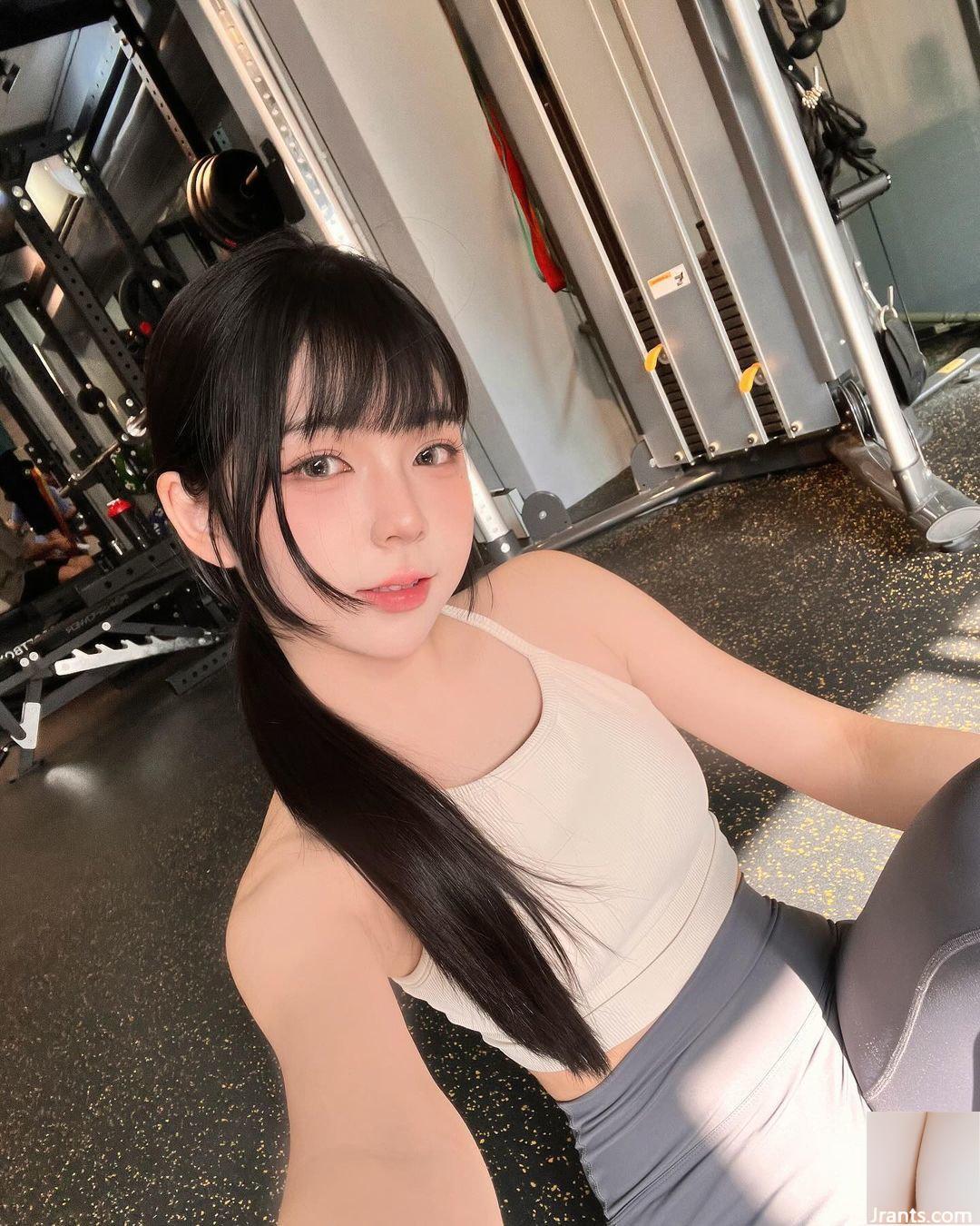 Bạn gái ngọt ngào “Xu Yue” quyến rũ đến mức khiến đầu óc cô sảng khoái ngay lập tức (10P) - Ảnh 3