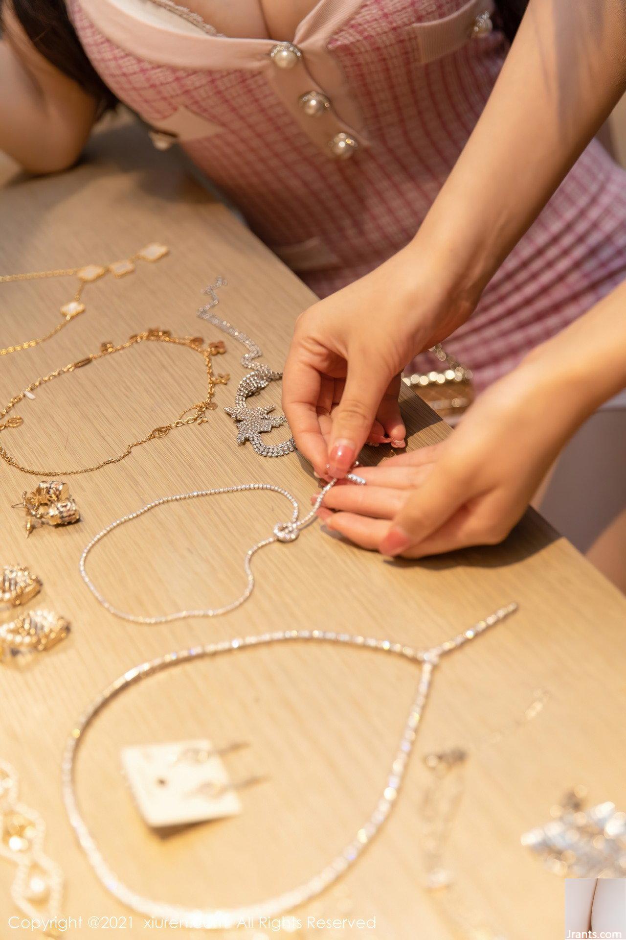 Nữ thần tóc dài Xiong Xiaonuo với bộ ngực khủng và sữa thơm, làn da trắng nõn và đôi chân đẹp, Xiao Heidian (48P) - Ảnh 11