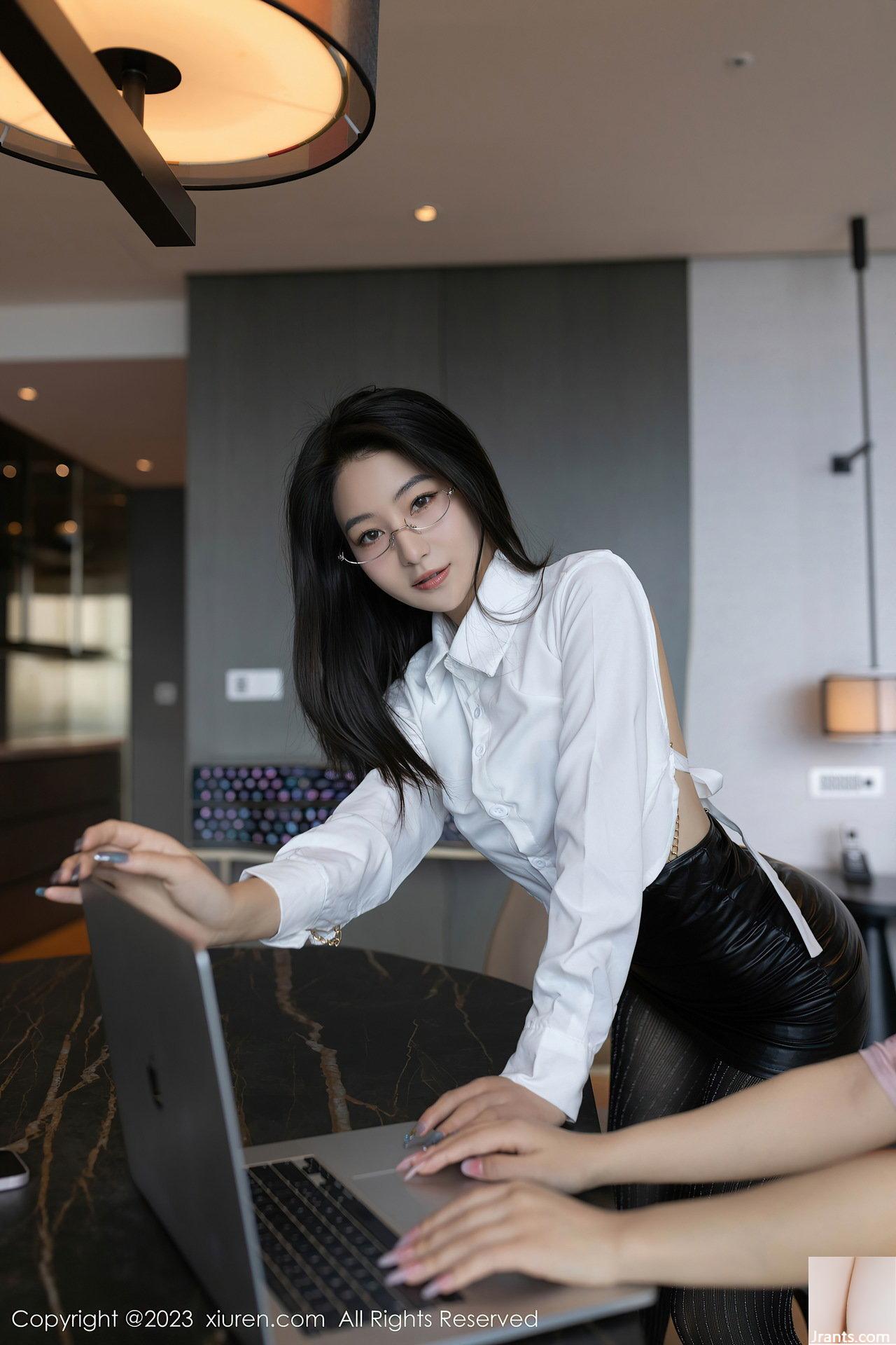 Xiong Xiaonuo, nữ thư ký trong văn phòng, khoe ngực quyến rũ và để lộ cặp mông trái đào. Cô có đôi chân dài và tất đen (39P) - Ảnh 3