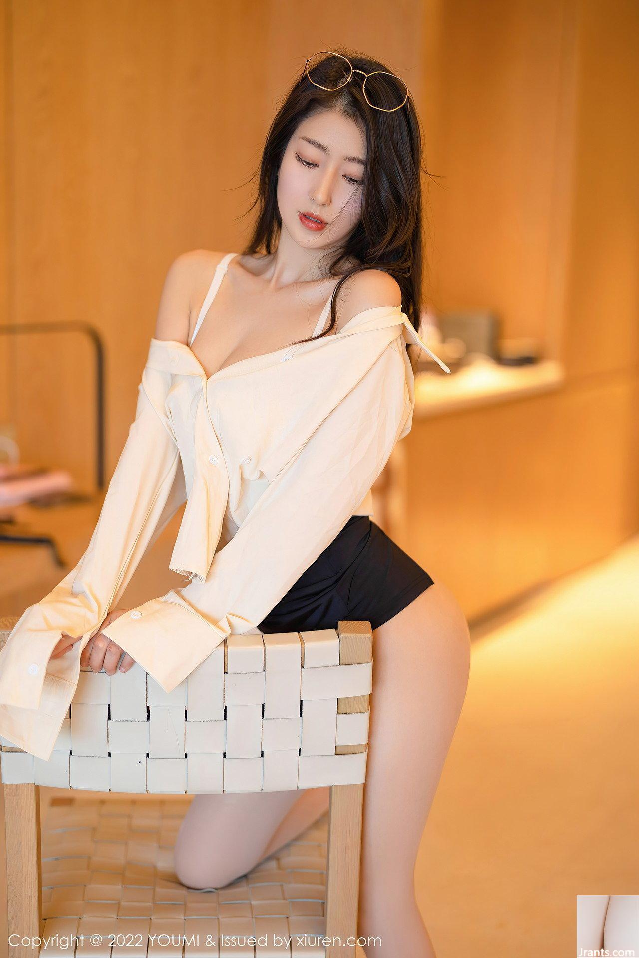 Xiong Xiaonuo, thư ký mặc tất đen và váy ngắn, cầm roi da và chân ngọc, cận cảnh khó khăn trong vài giây - Ảnh 16