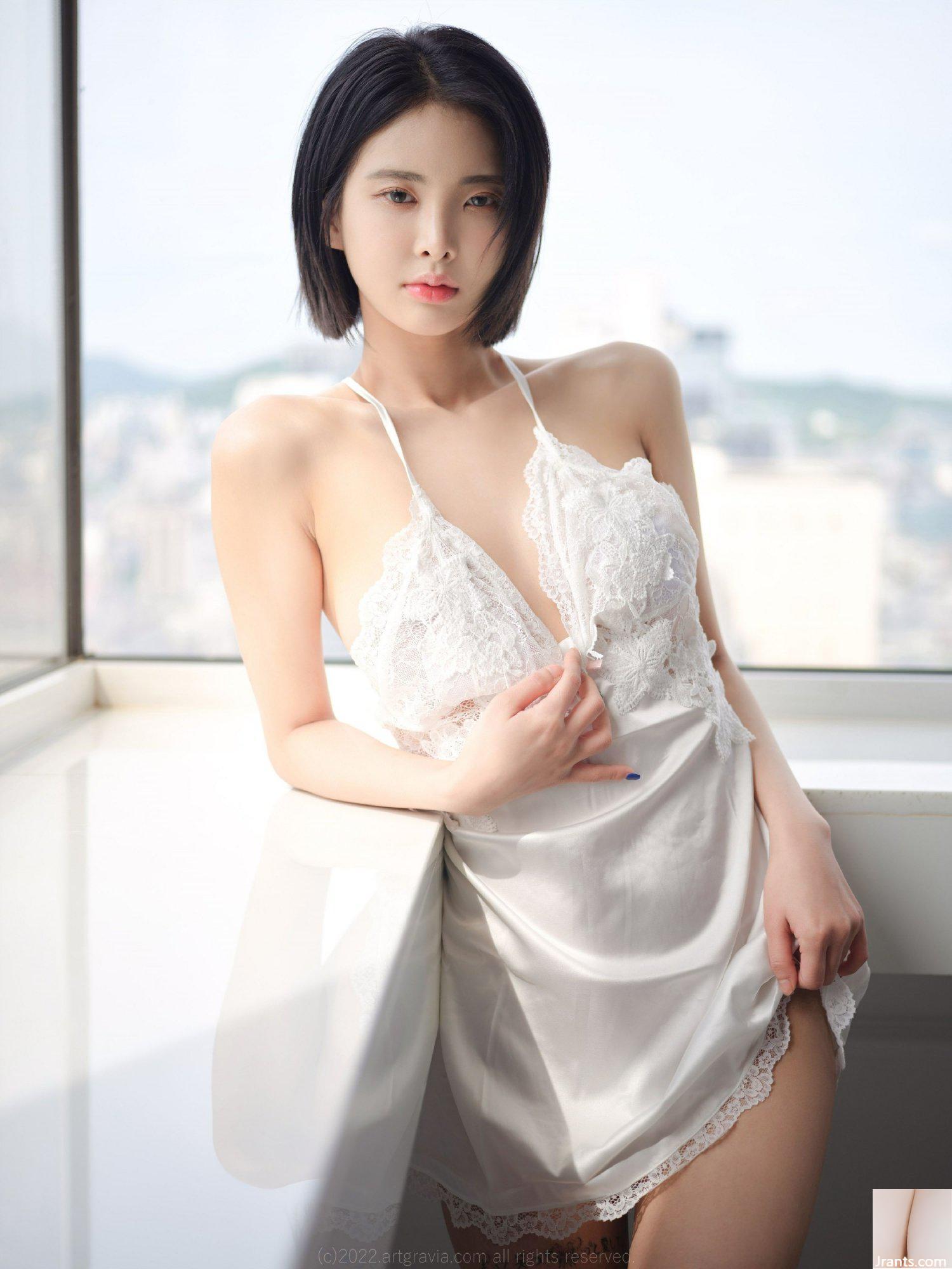 AG.409 Hyoyeon (107P) - Ảnh 57