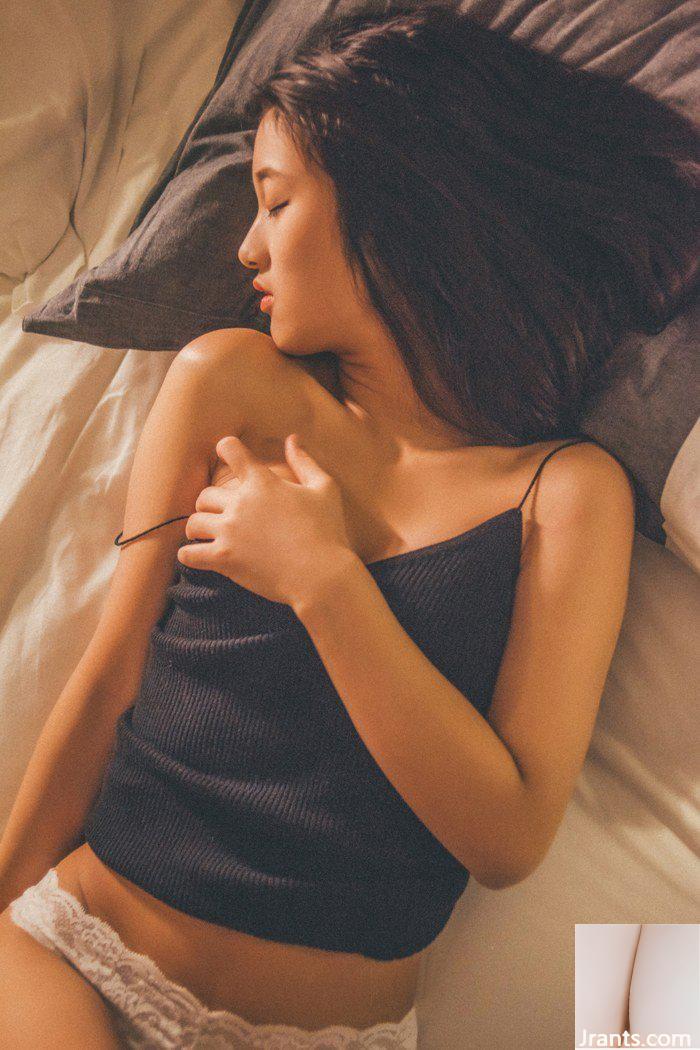 Những bức ảnh riêng tư gợi cảm và gợi cảm của người đẹp neo đầy oi bức (36P) - Ảnh 10