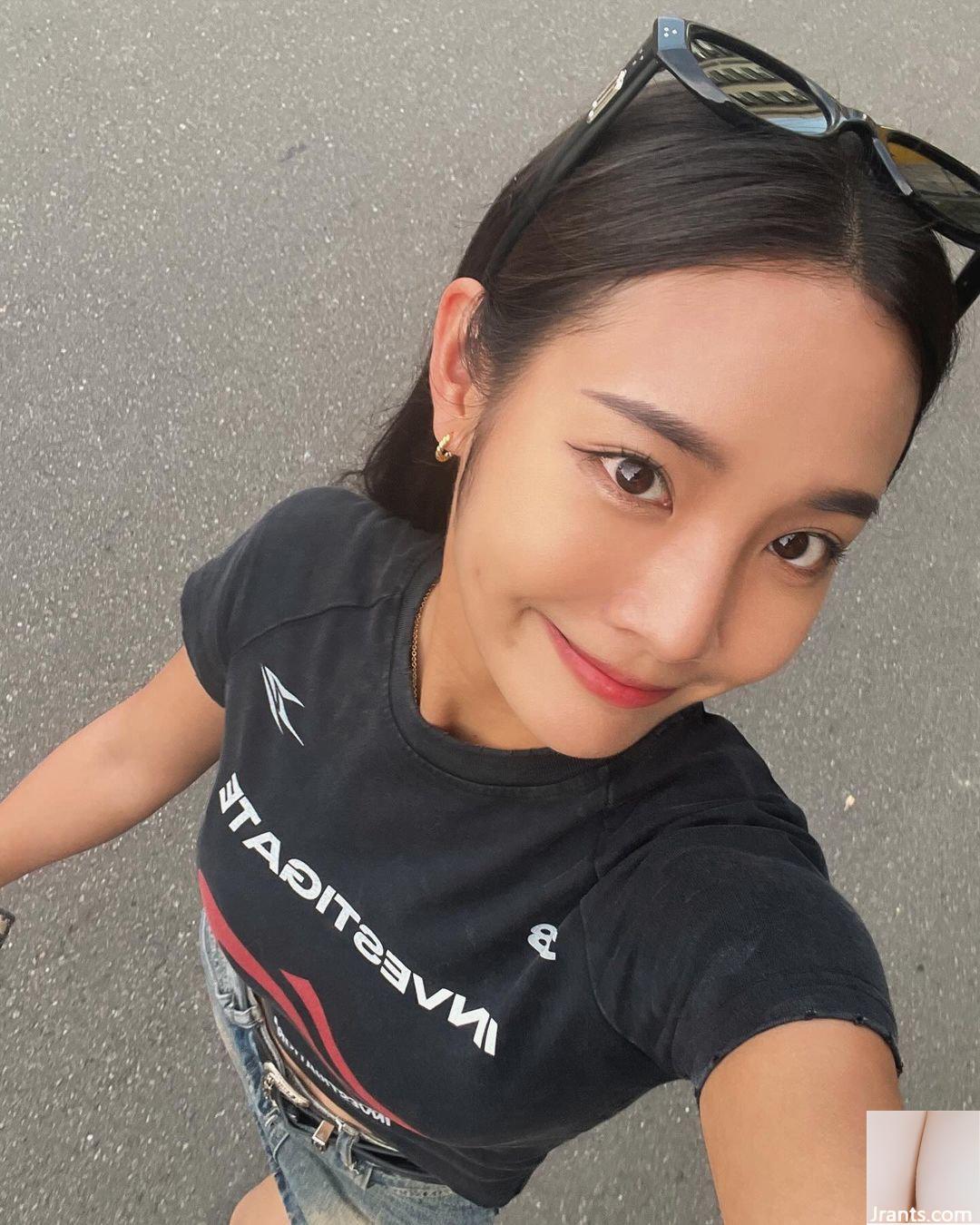 Nữ thần khí chất “Pinzi” sở hữu vẻ đẹp thấp thoáng ở nụ cười và dáng người (10P - Ảnh 9