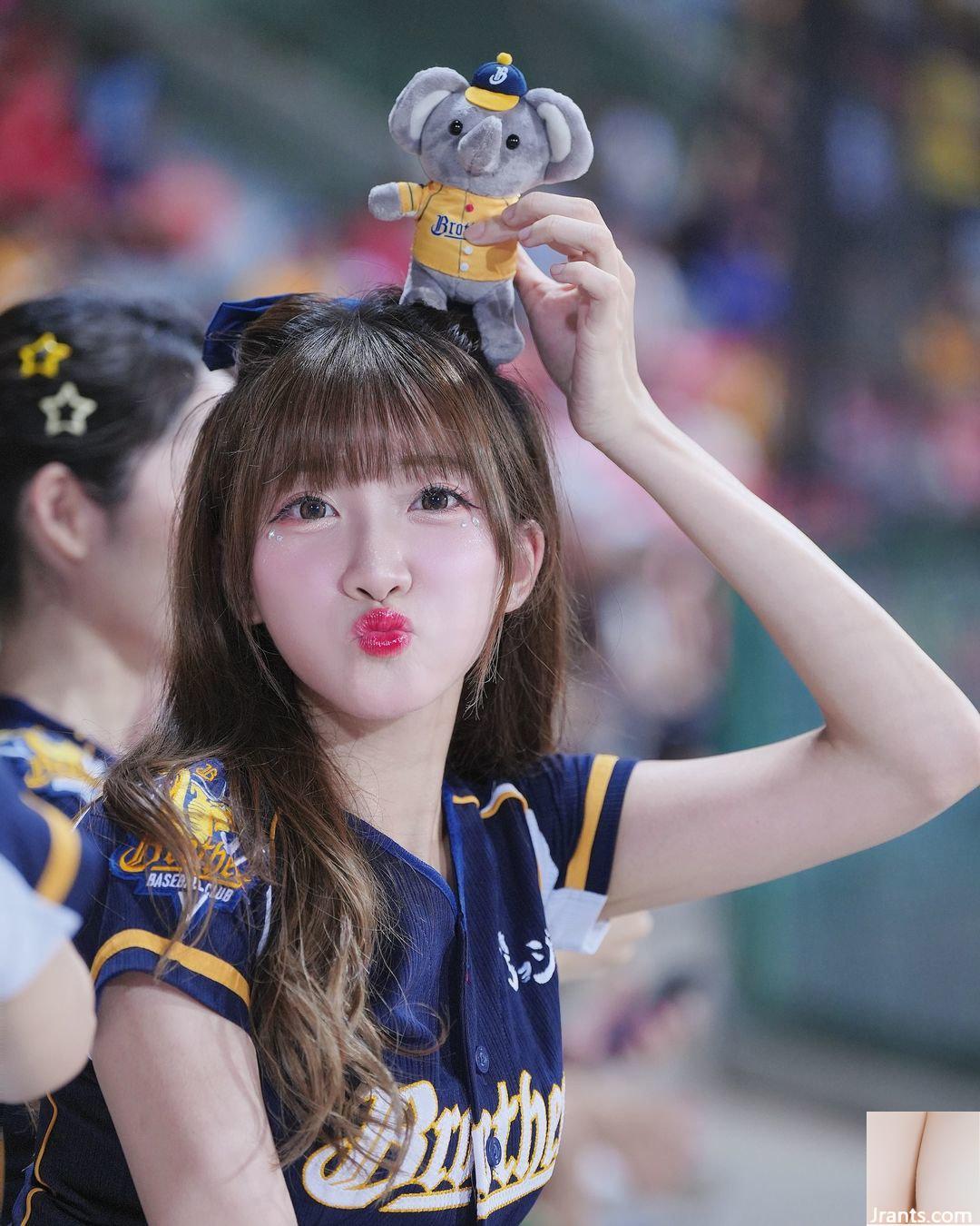 Cô gái xinh đẹp “Xian Diqi” có nụ cười ngọt ngào và vô cùng nữ tính (10P - Ảnh 3