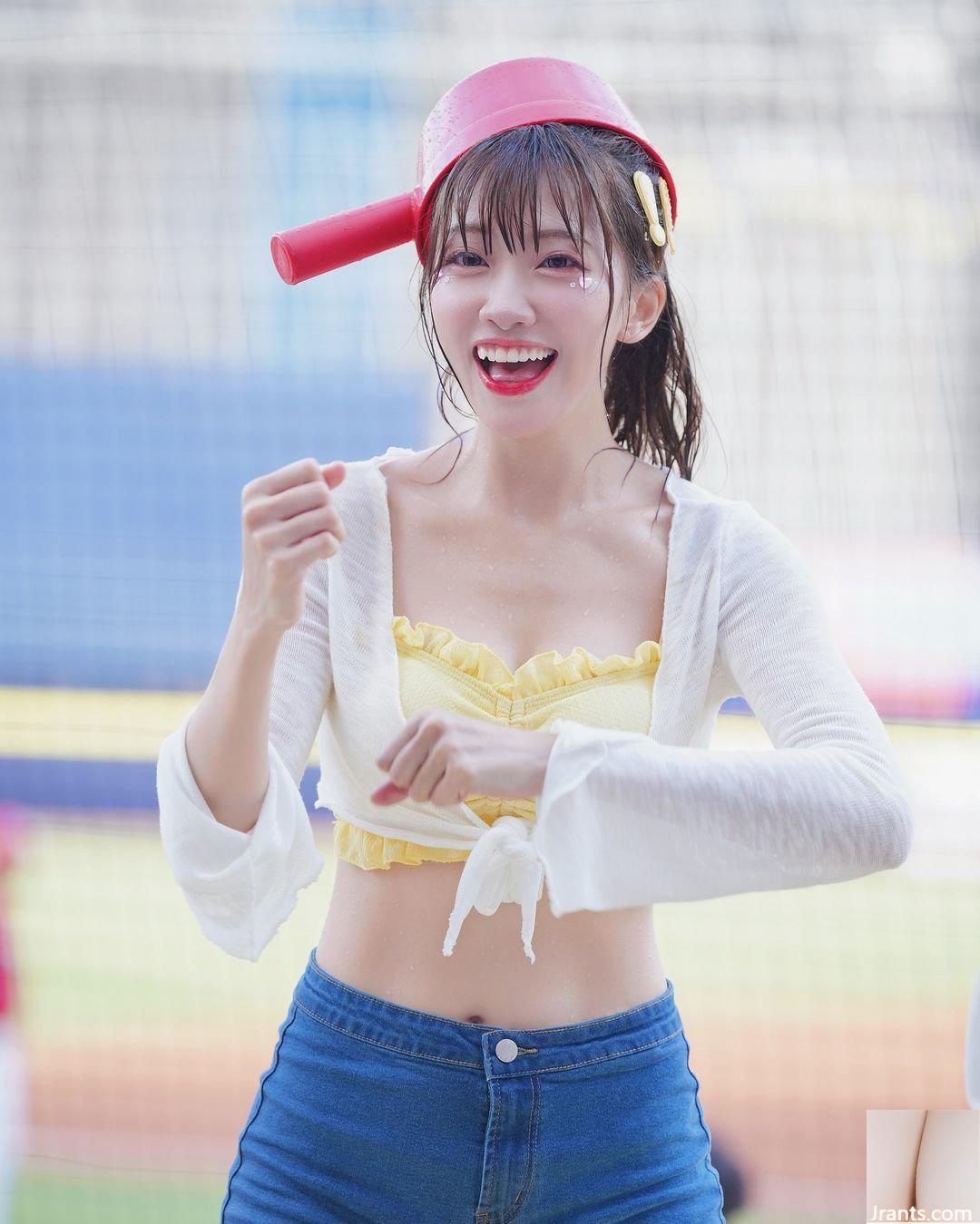 Cô gái xinh đẹp “Xian Diqi” có nụ cười ngọt ngào và vô cùng nữ tính (10P - Ảnh 8