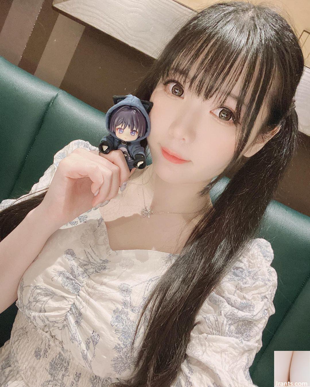 Nữ thần Cos “SHIMO Shuangyue” có làn da trắng và đôi mắt to long lanh, có ý định khiến người ta mê mẩn (10P) - Ảnh 8