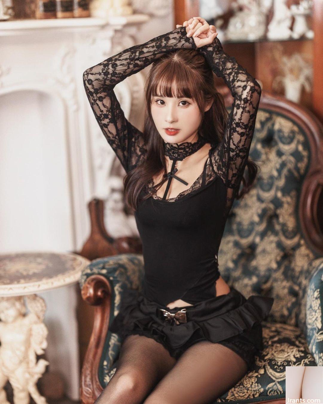 Người nổi tiếng Internet “NiNiRuniniru” khoe đôi chân dài khó tin khiến tim loạn nhịp (10P) - Ảnh 5