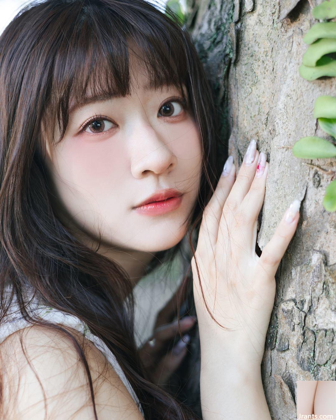 “Qiuqiu MiKa” có bộ ngực tròn đẹp nhưng nặng đến mức sắp lòi ra ngoài (10P) - Ảnh 8