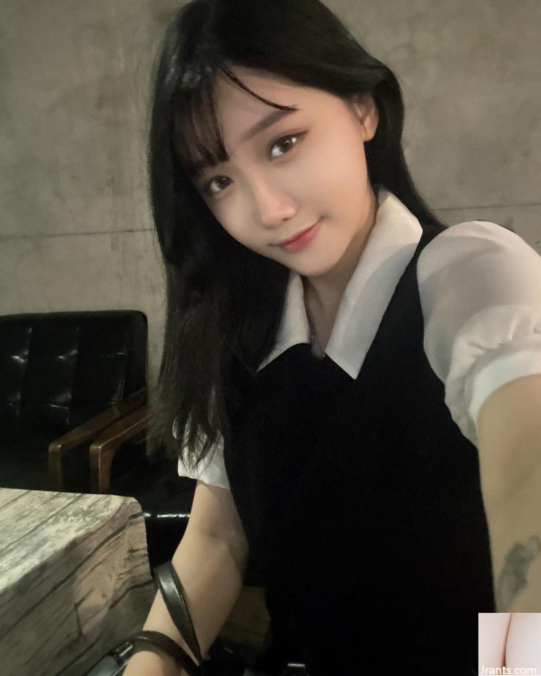 Cảnh giới tuyệt đối của “Bướm” quá hấp dẫn và hôi hám, cơ thể không thể cưỡng lại được (10P) - Ảnh 2