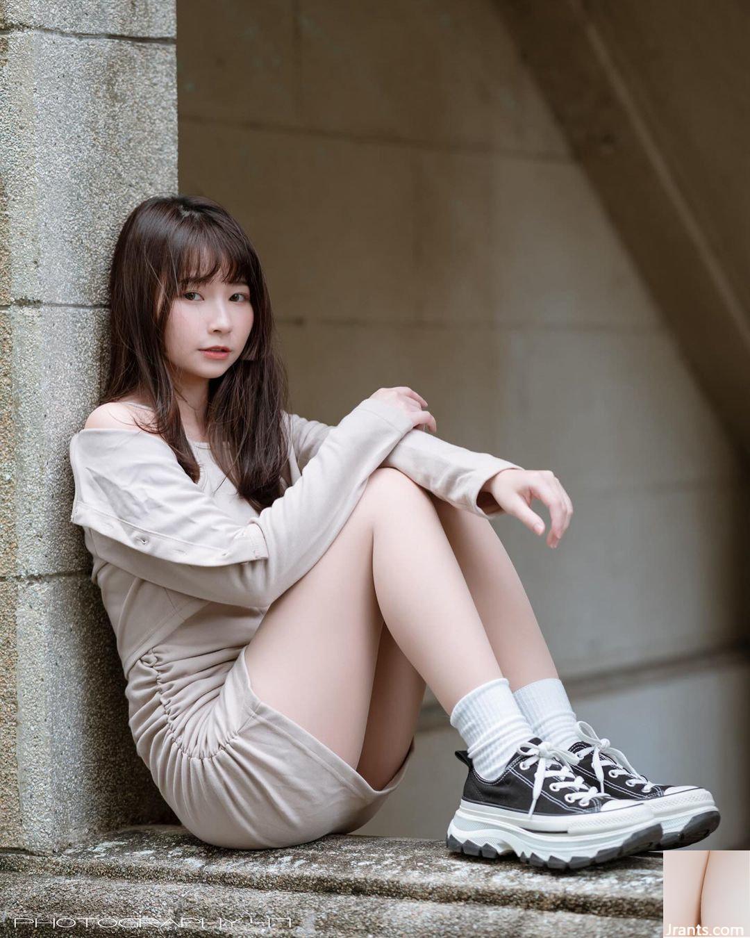 Cô gái xinh đẹp “Chen QQ” có khuôn mặt ngọt ngào và đường cong đầy đặn siêu bắt mắt (10P) - Ảnh 8