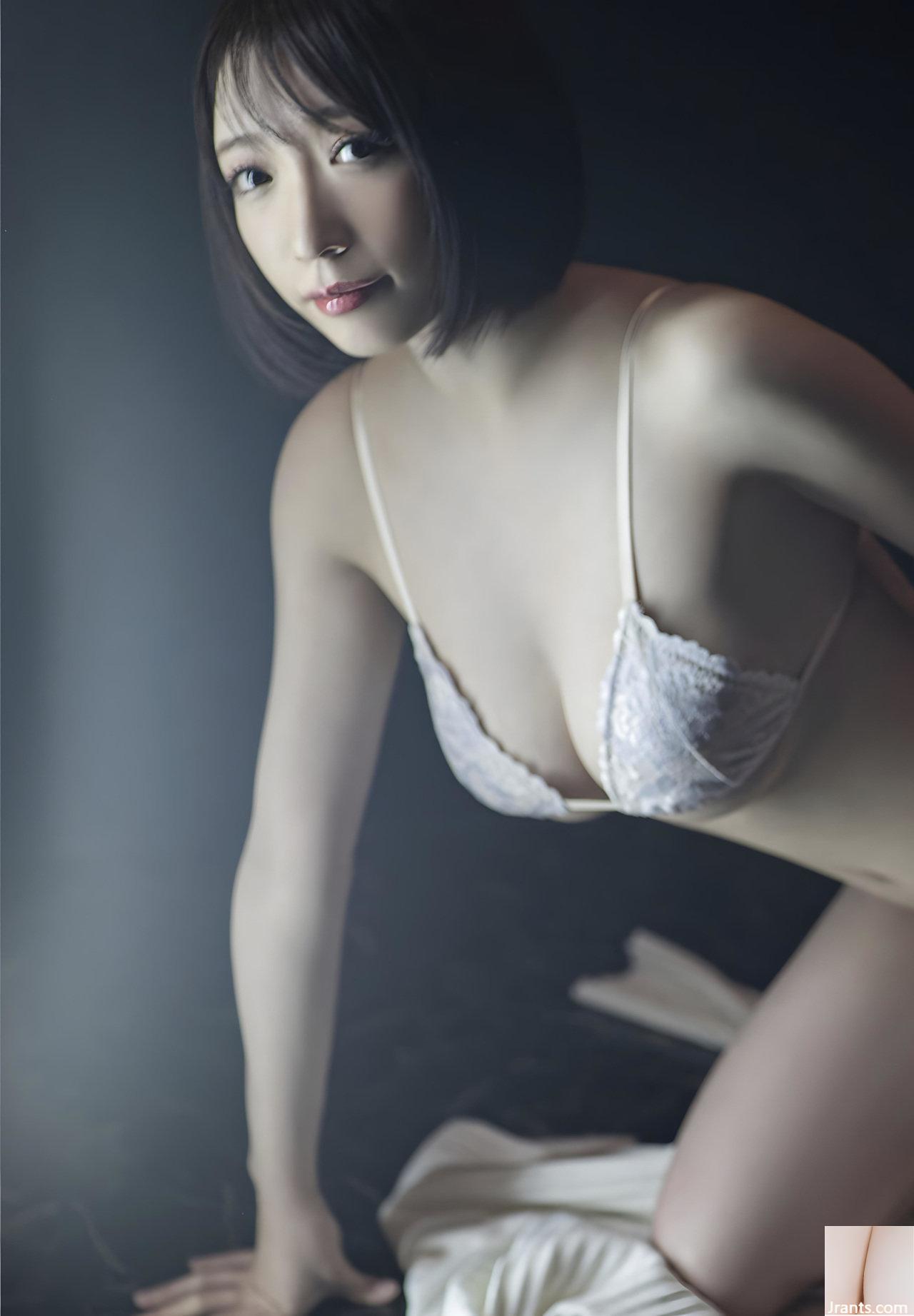 (Shimizu Aya) Hai quả bóng siêu ác khiến người ta không thể rời mắt (28P) - Ảnh 14