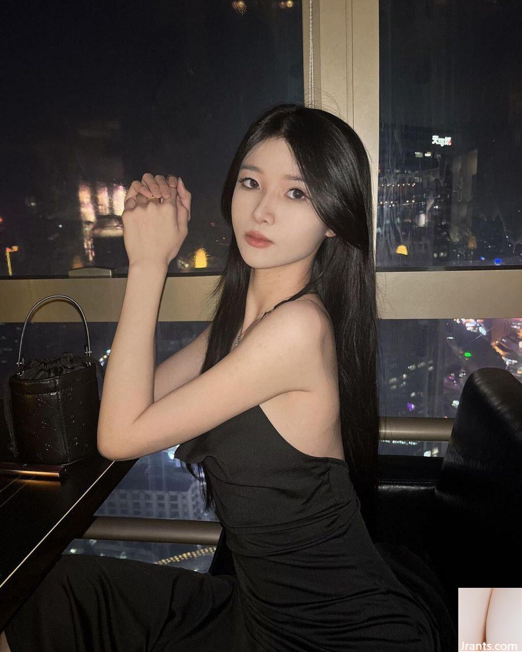 Cô gái ngây thơ thật gợi cảm (25P) - Ảnh 5