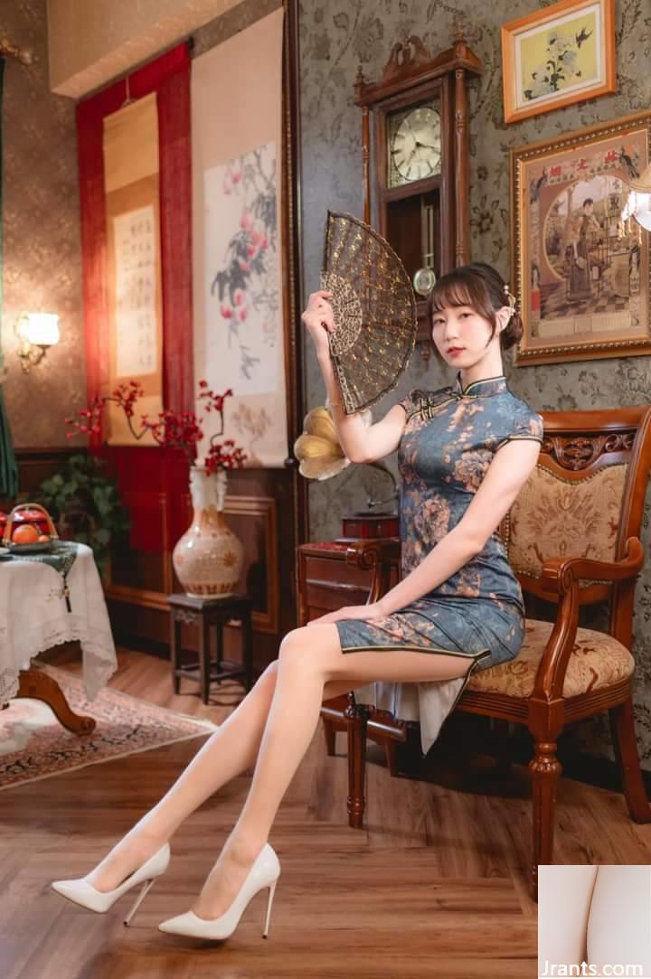 Chân lụa đẹp trong sườn xám - Ảnh 10