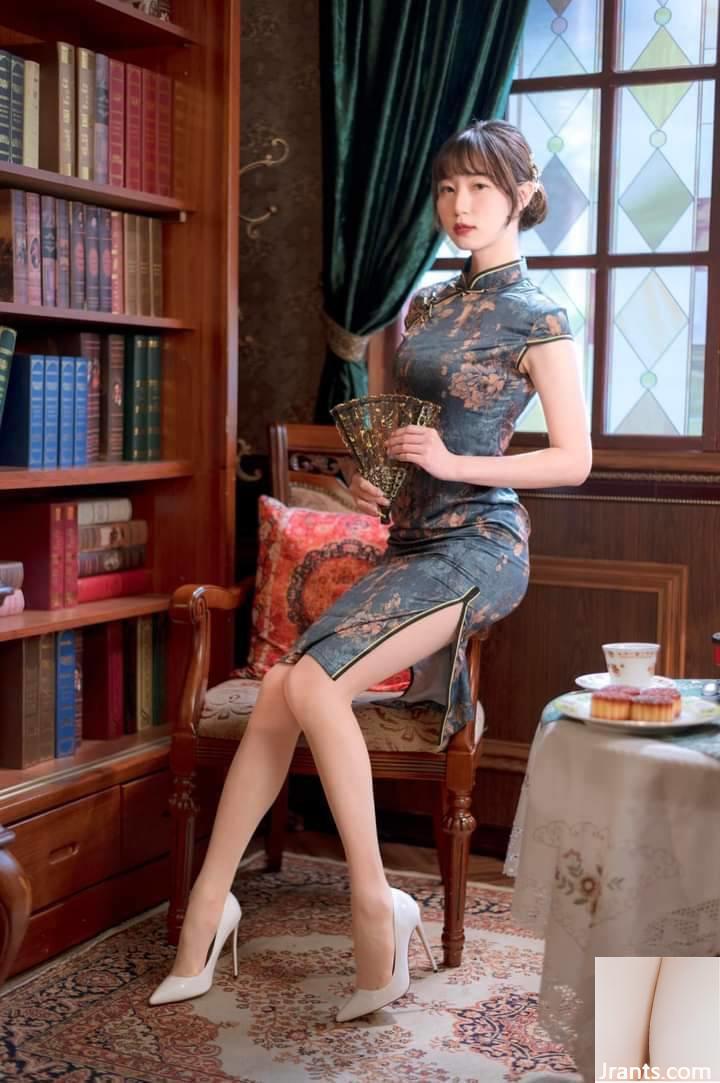 Chân lụa đẹp trong sườn xám - Ảnh 13