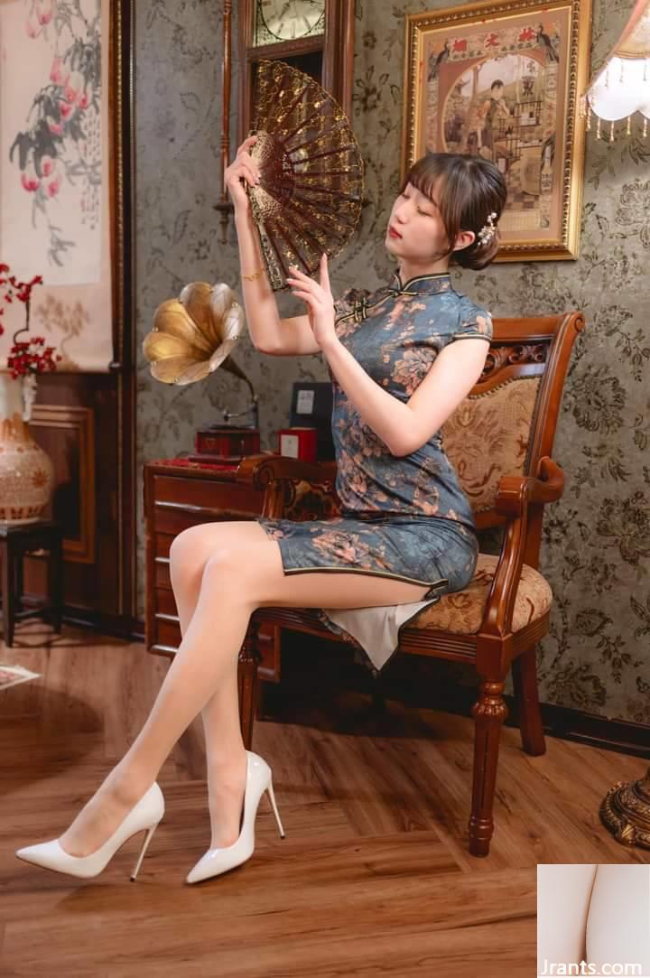 Chân lụa đẹp trong sườn xám - Ảnh 4