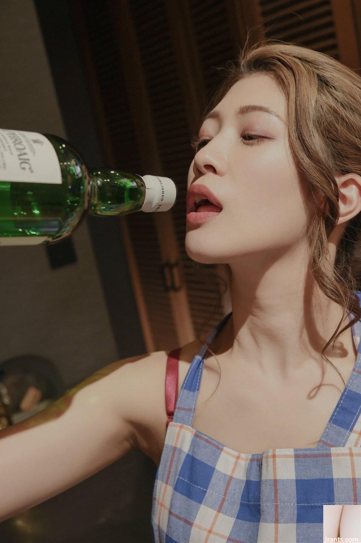 Bộ sưu tập ảnh khỏa thân của Minaho Ariga: Chị gái cởi tạp dề trong bếp (98P) - Ảnh 24