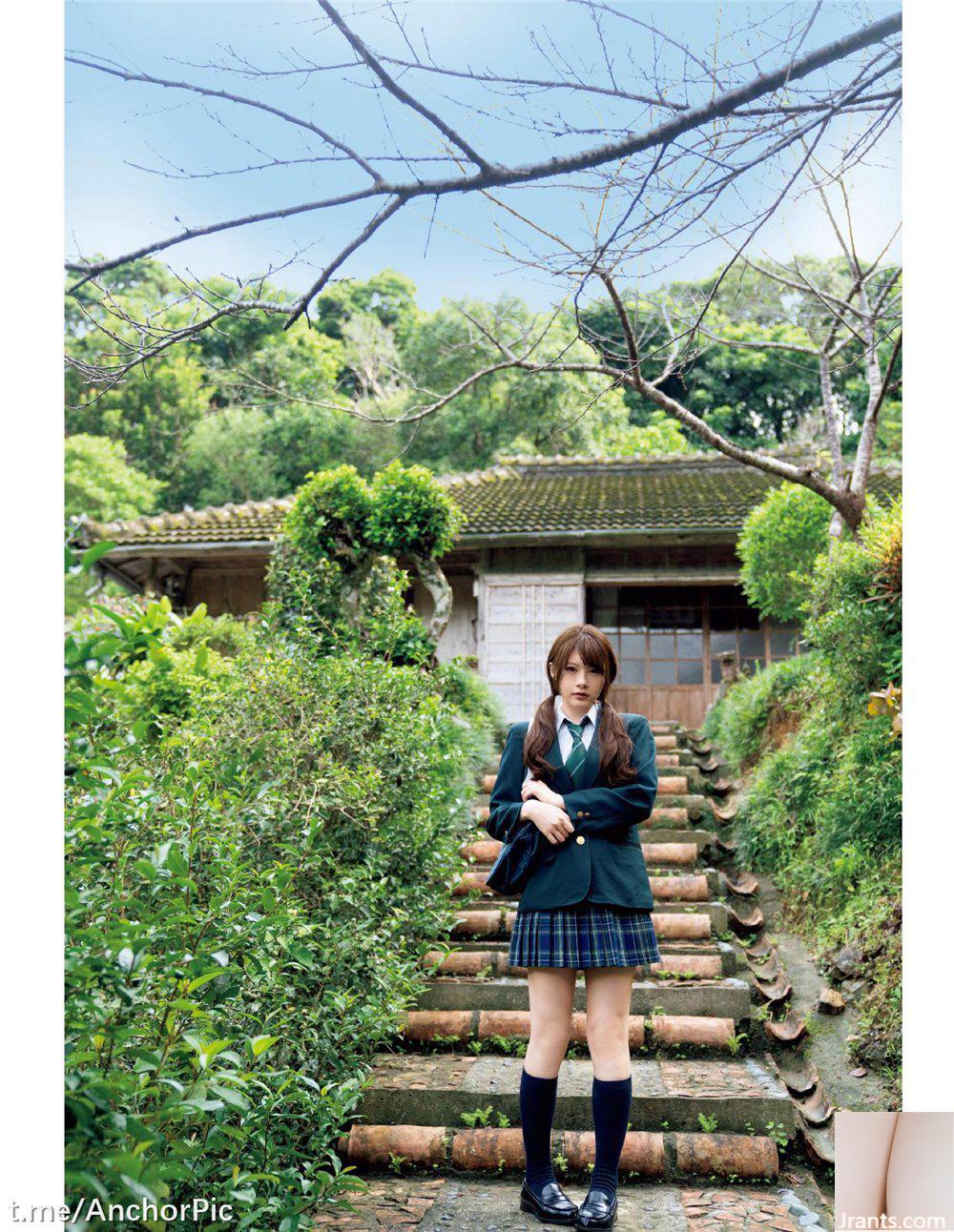 Minami Aizawa (Ảnh) “Album ảnh đầu tiên” (110P) - Ảnh 3