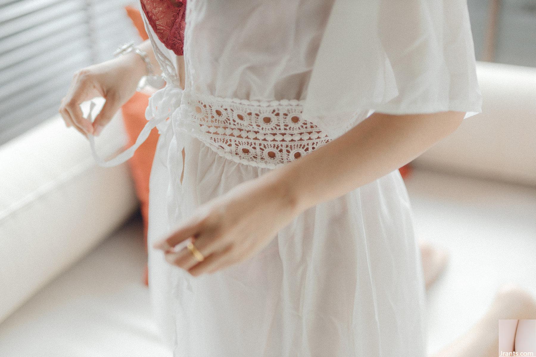 (Tháng 5) Kéo xuống để xem ảnh mông đào + ngực săn chắc đẹp nhất khá bắt mắt (49P) - Ảnh 14