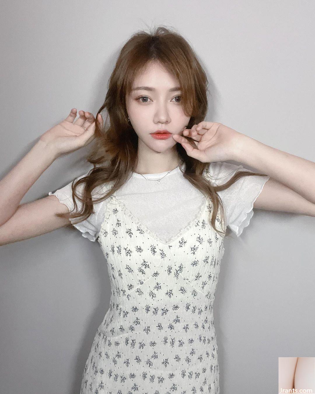 Nữ thần có đôi chân đẹp “Su Xiaoli” có tỷ lệ cơ thể thanh tú và hình thể quyến rũ (10P) - Ảnh 5