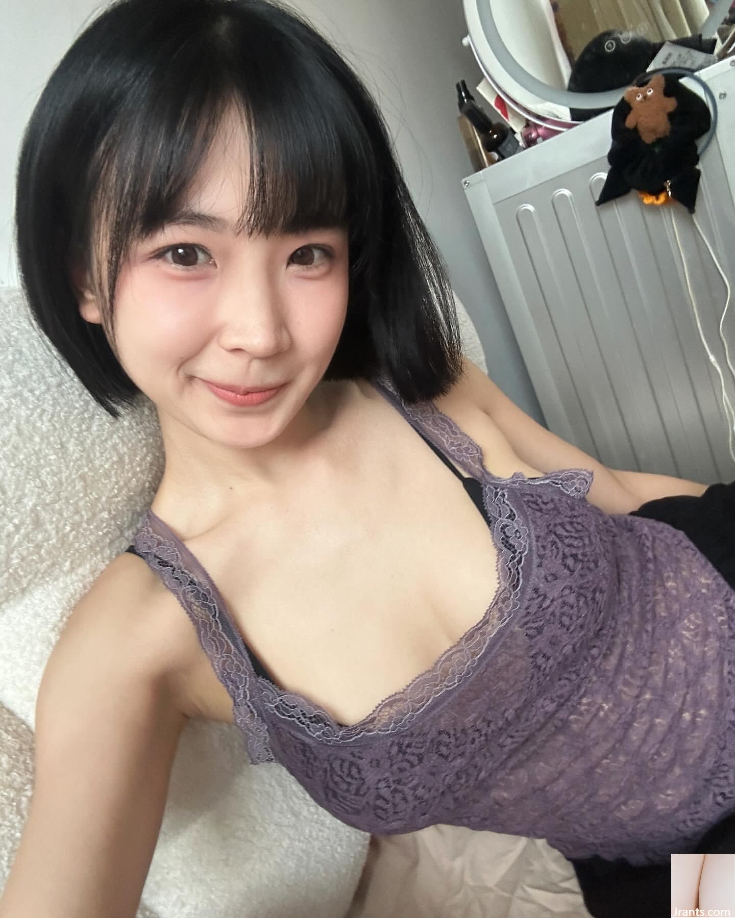 Lộ ảnh du thuyền sang chảnh của nữ Youtuber Hong Kong? (Bạn W: Góc này sắc nét quá (11P) - Ảnh 10