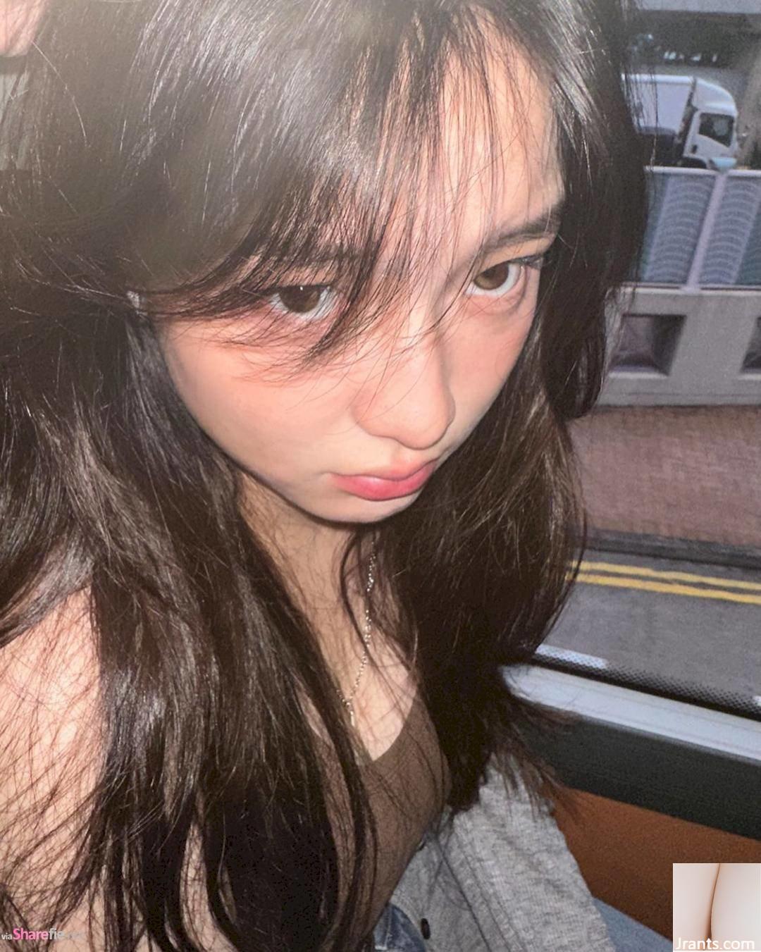 Vẻ đẹp học đường tươi trẻ và ngọt ngào