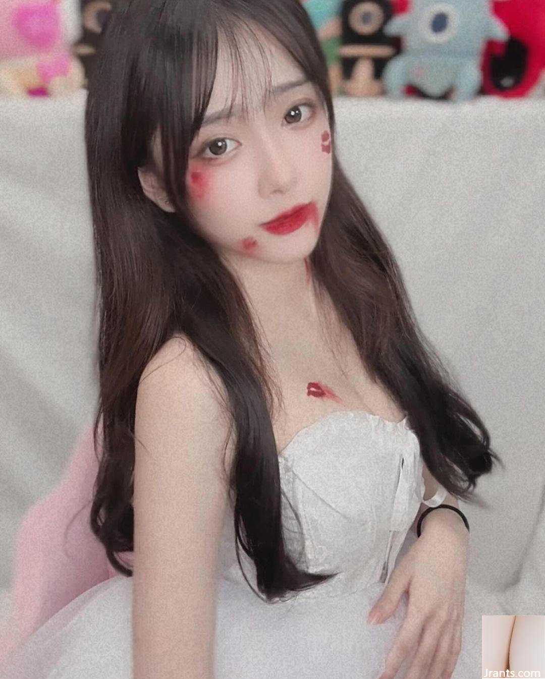 Chú ngựa nhỏ “Yuanyuan” chinh phục sự cám dỗ trong mắt đàn ông với “bộ ngực mềm mại như nước” (10P) - Ảnh 5