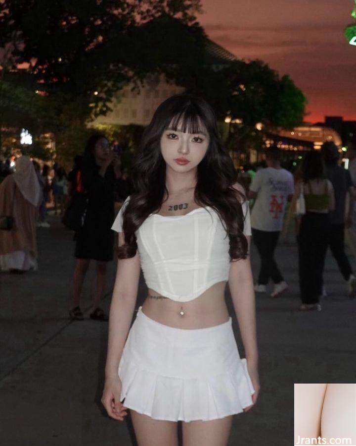 Hình ảnh gợi cảm, quyến rũ của hot girl “Song VV” quá hút mắt và khó cưỡng (10P) - Ảnh 6