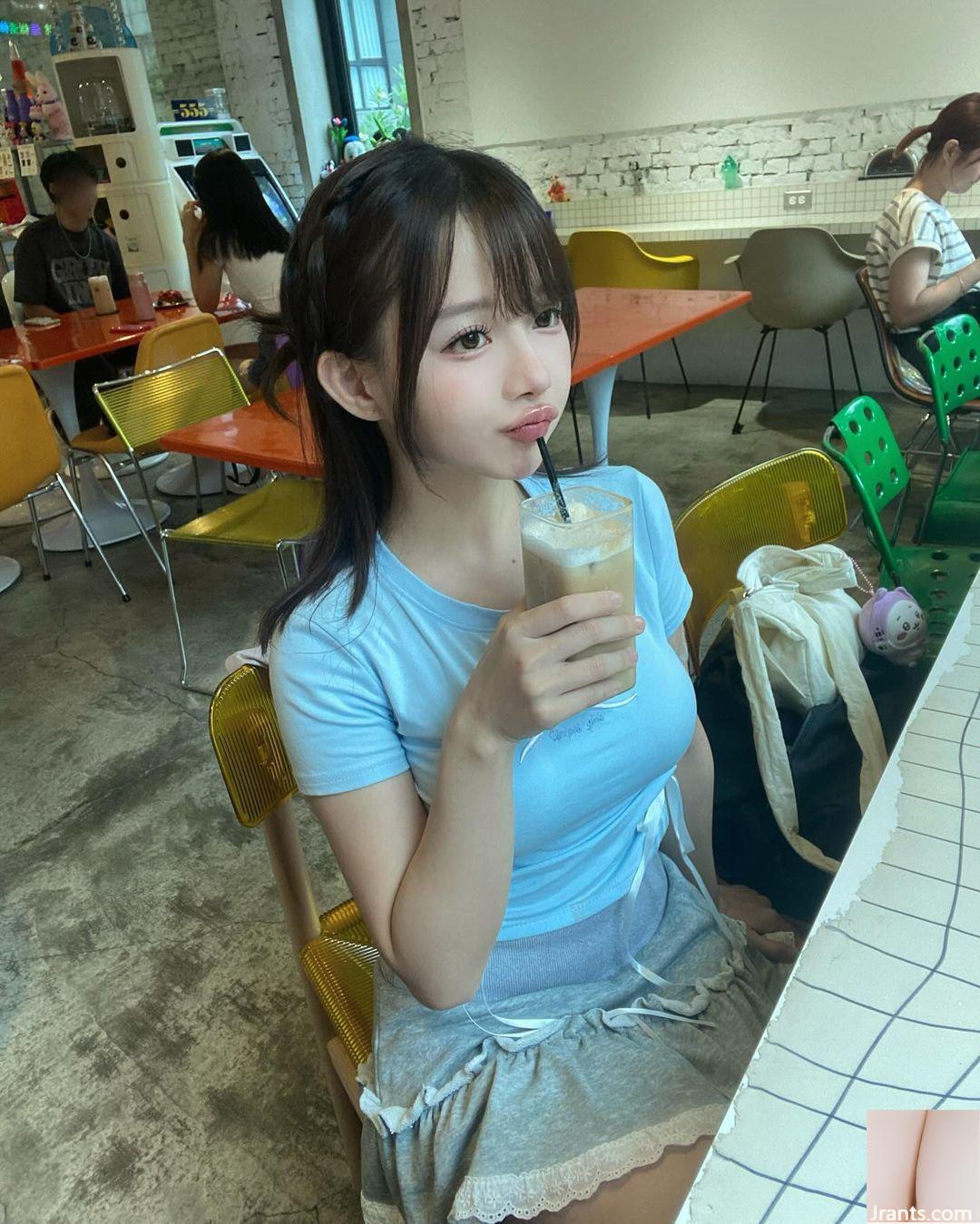 Chú ngựa nhỏ “Qianqian” có bộ ngực đầy đặn và lấp đầy cơ thể một cách hoàn hảo (10P) - Ảnh 7