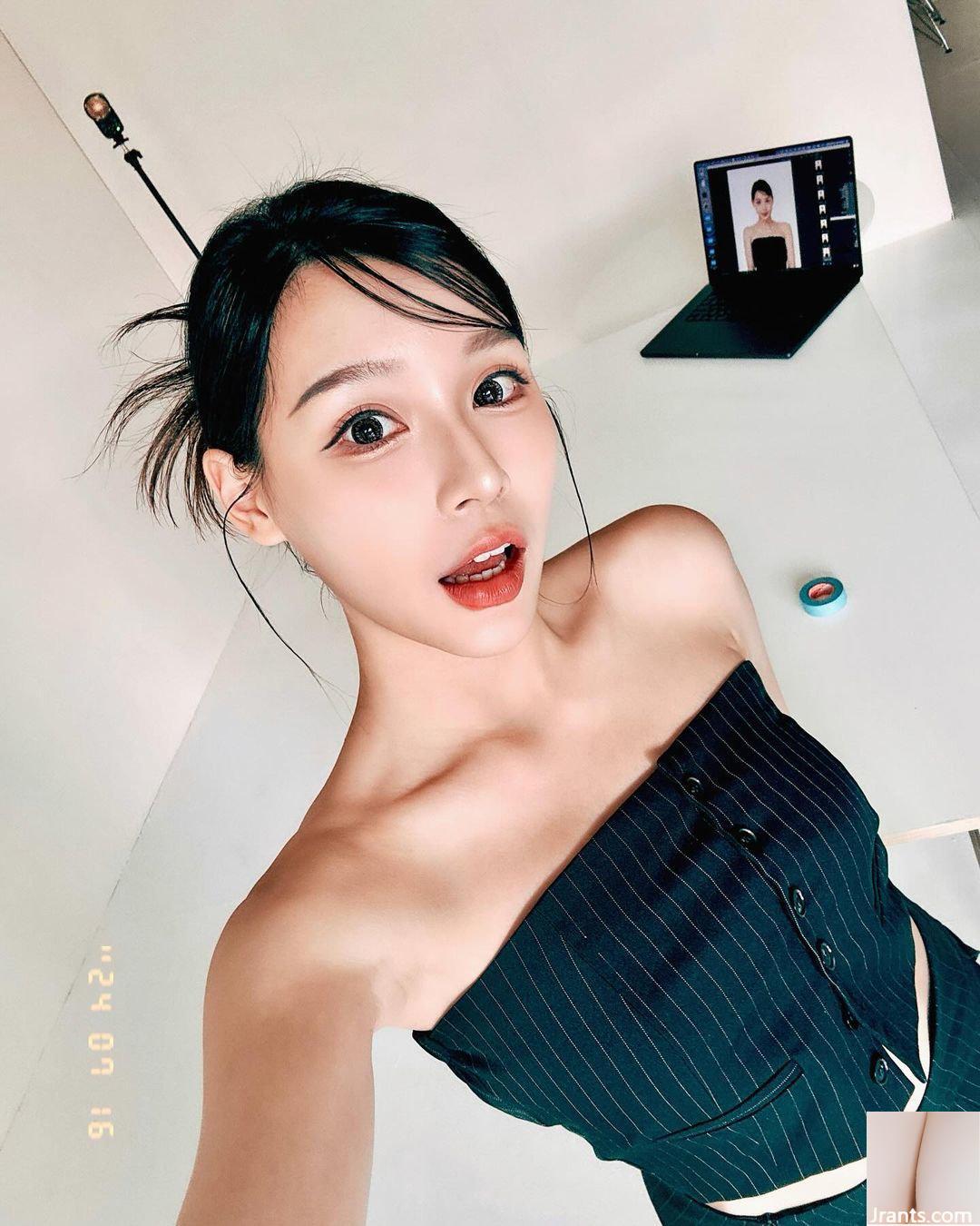 Người đẹp Internet “Chin Qin Rourou” có sự nghiệp sâu sắc và bộ ngực trắng nõn không thể ngăn cản (10P)