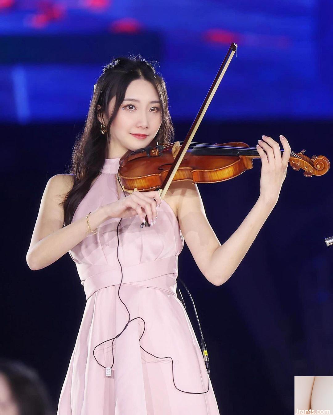 Người đẹp chân dài “Wendy Xuânxuan” sở hữu gương mặt ngọt ngào và dáng người dữ dằn, toát lên vẻ quyến rũ khắp cơ thể (10P) - Ảnh 10