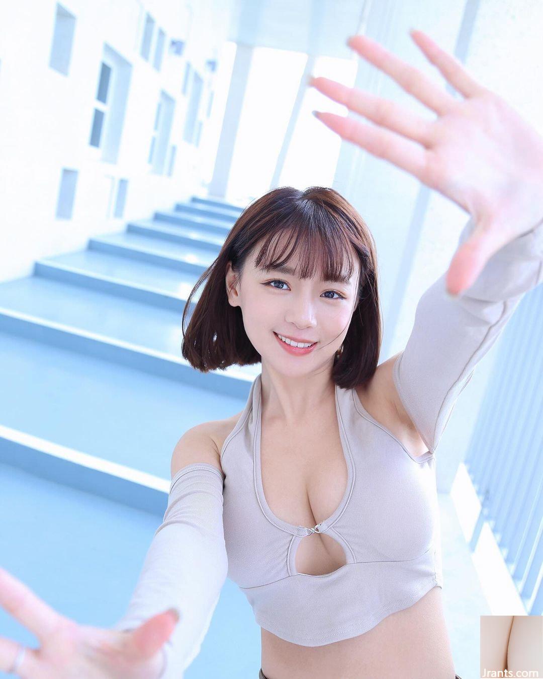 Hot girl “Chi Chi” sở hữu gương mặt ưa nhìn, quyến rũ điên cuồng không giới hạn (10P) - Ảnh 6