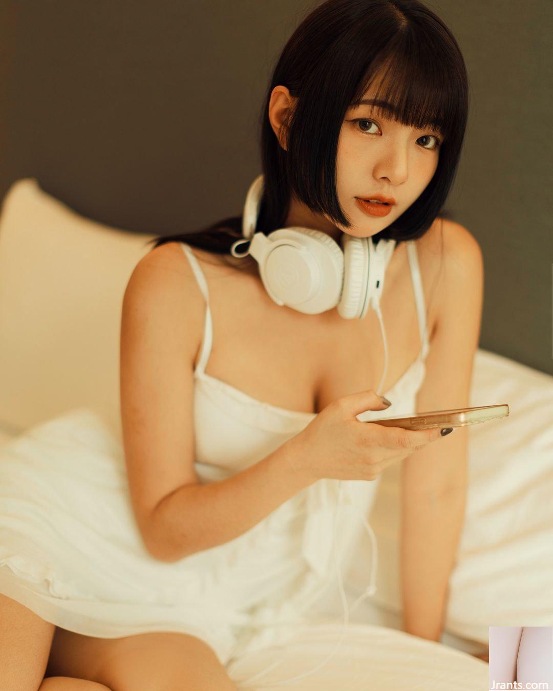 Vẻ đẹp “Niềm vui” tròn trịa và cương cứng, quyến rũ khiến bao trái tim phải chết mê chết mệt (10P) - Ảnh 3