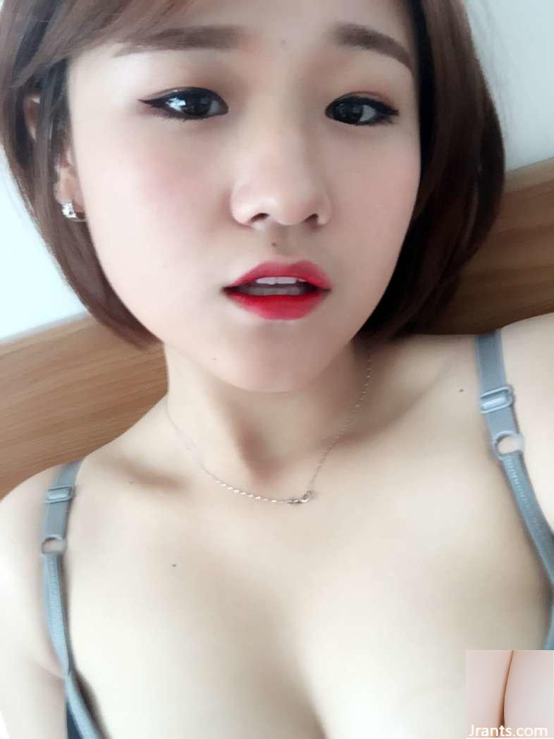 Hình ảnh bạn gái ngoan ngoãn của tôi bị rò rỉ (24P)