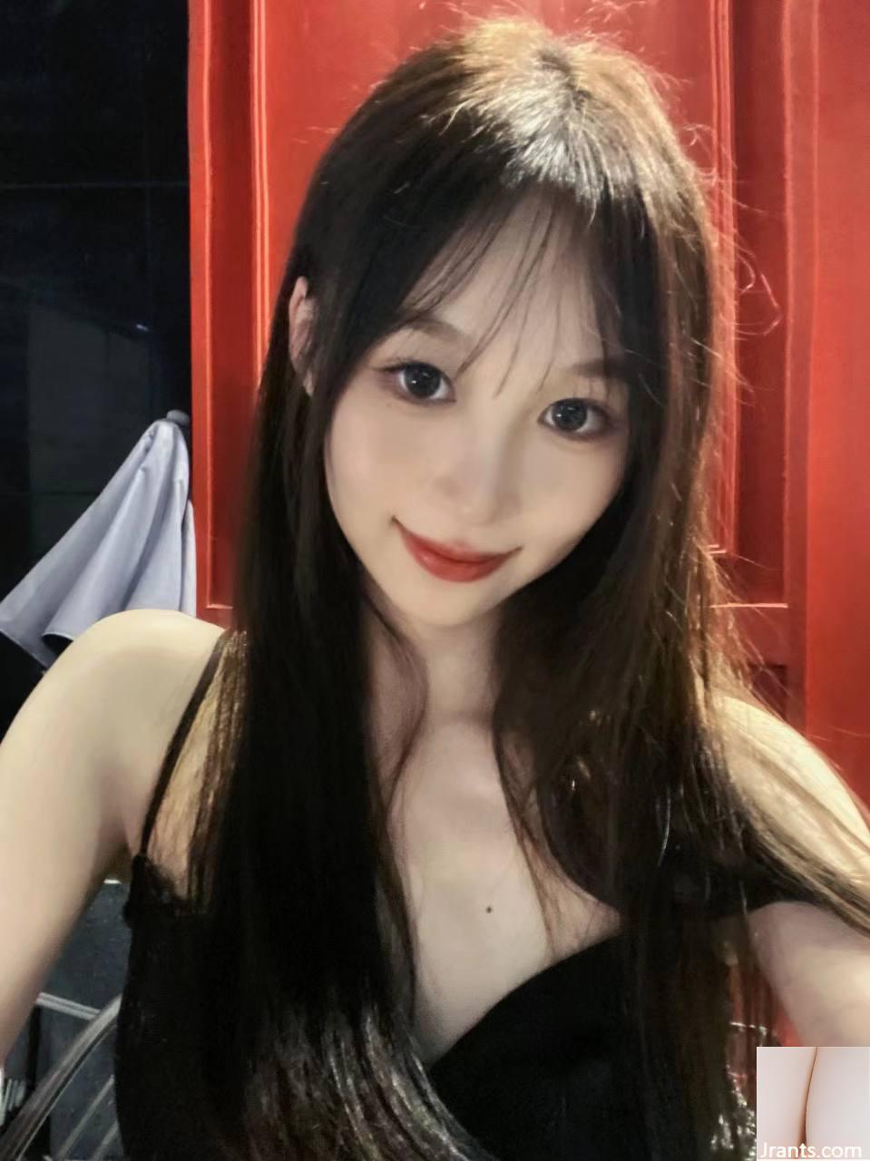 Nữ sinh đại học và bạn trai selfie sex (12P) - Ảnh 2