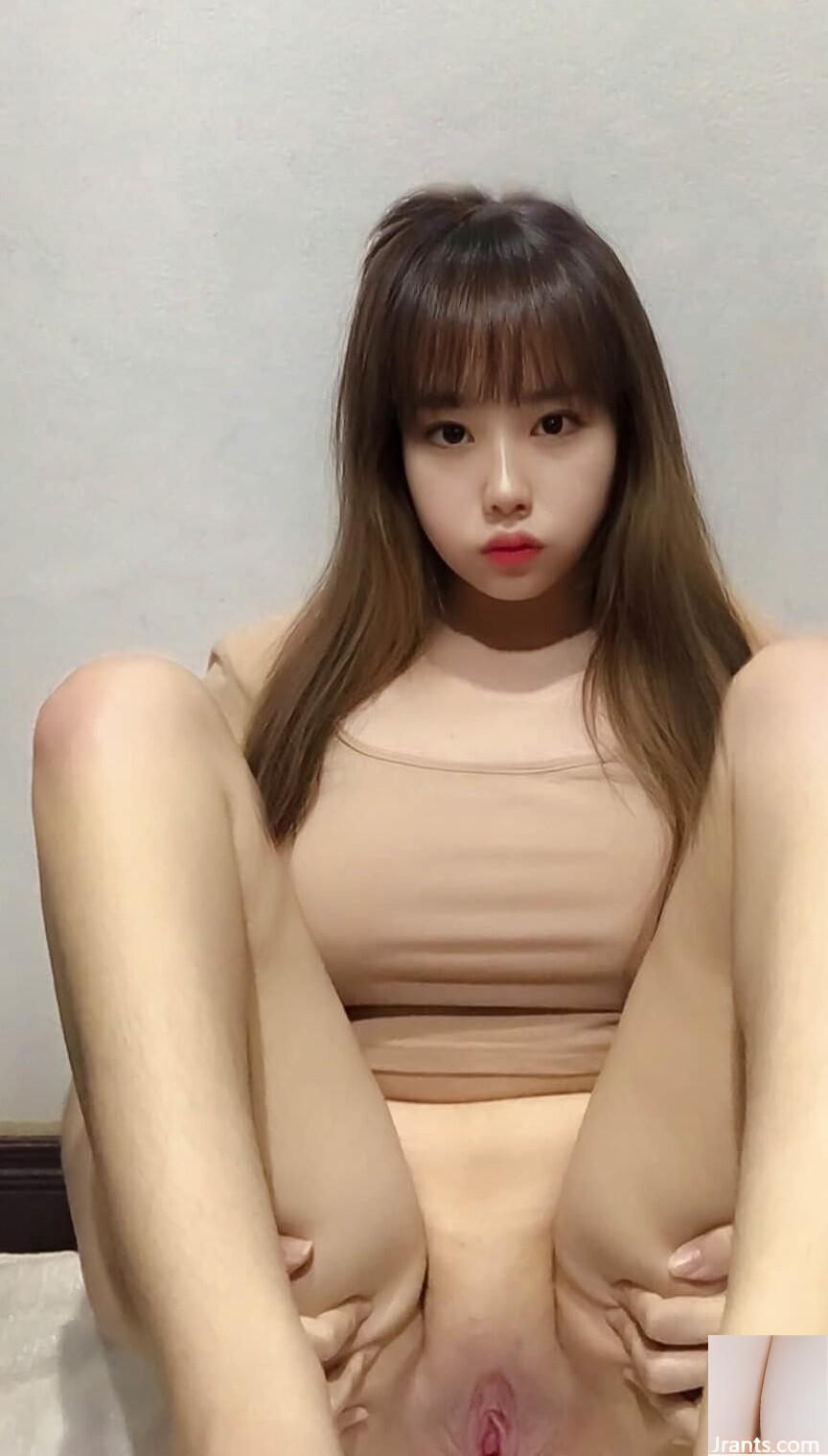 Đây có phải là một bộ ngực hình dáng? (20P) - Ảnh 6