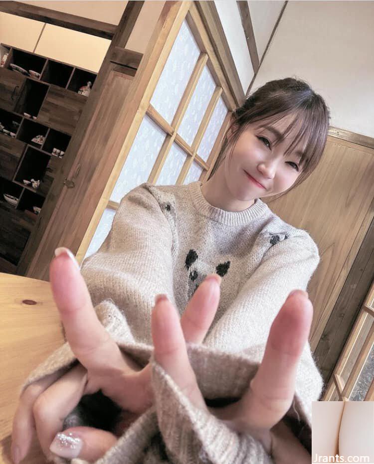 Helen chụp ảnh riêng tư - Ảnh 2