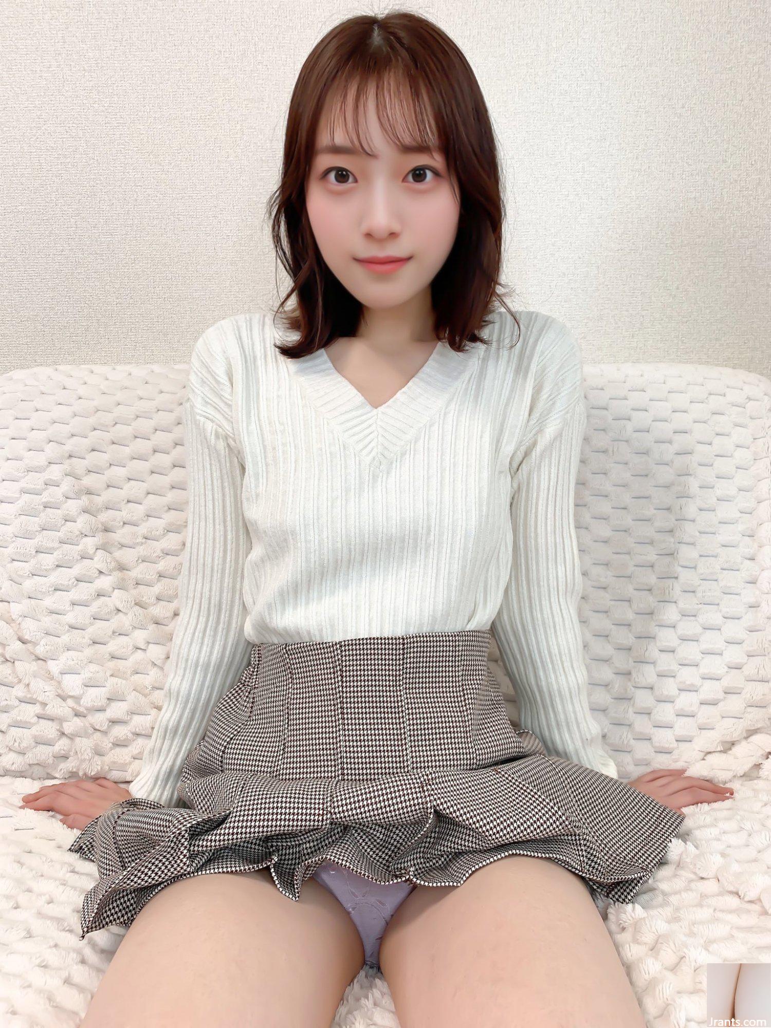 Y tá xinh đẹp chụp ảnh nội y mới mua (36P) - Ảnh 10