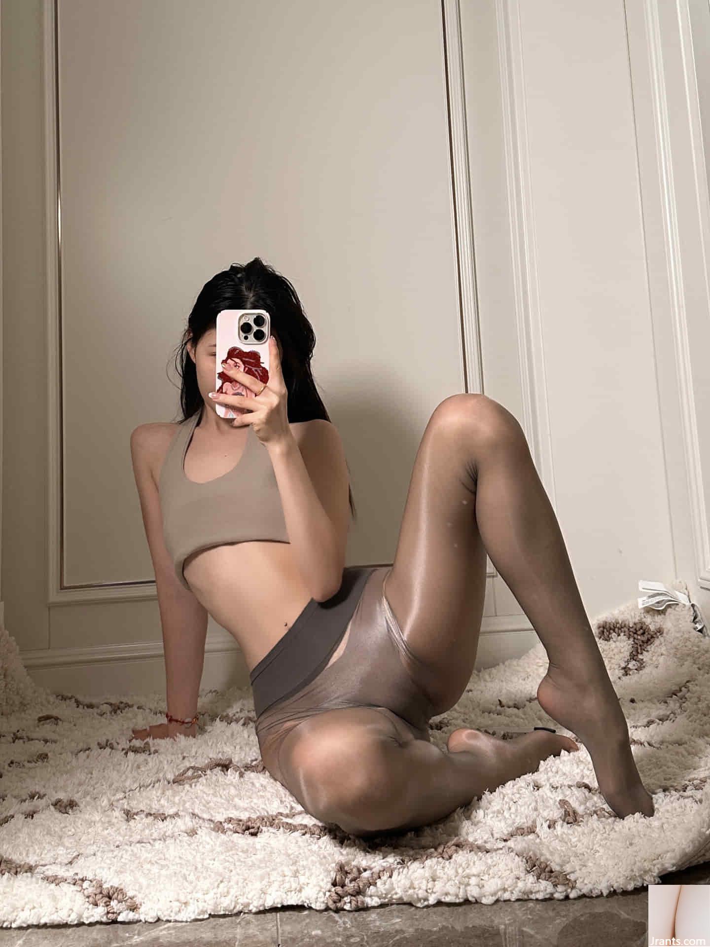 Vớ sáng màu Nini UNI - Ảnh 4