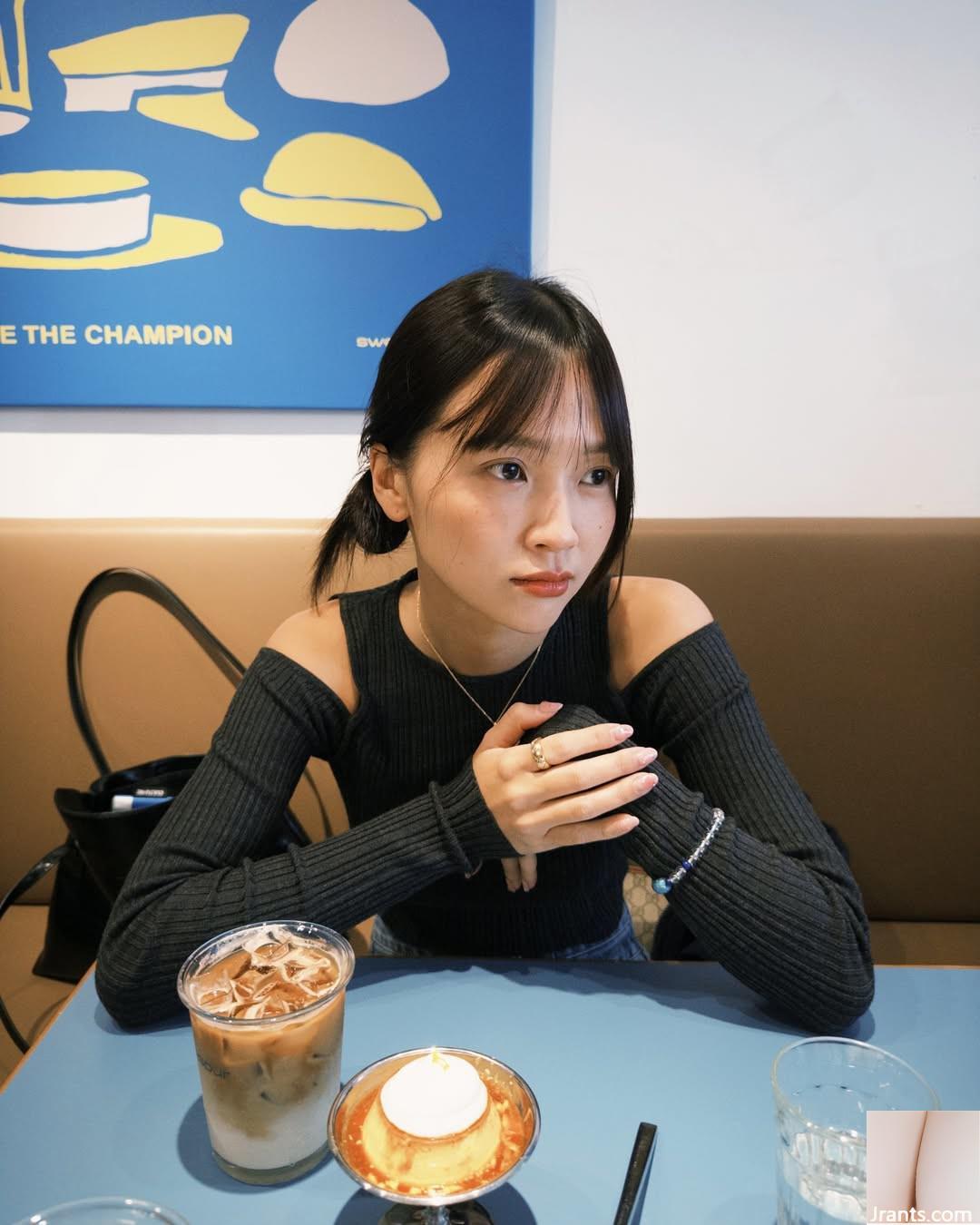 Khuôn mặt thanh tú, đôi mắt ngọt ngào quyến rũ của “Lin Xuân” đã quyến rũ trái tim và tâm hồn trong một giây (10P) - Ảnh 5