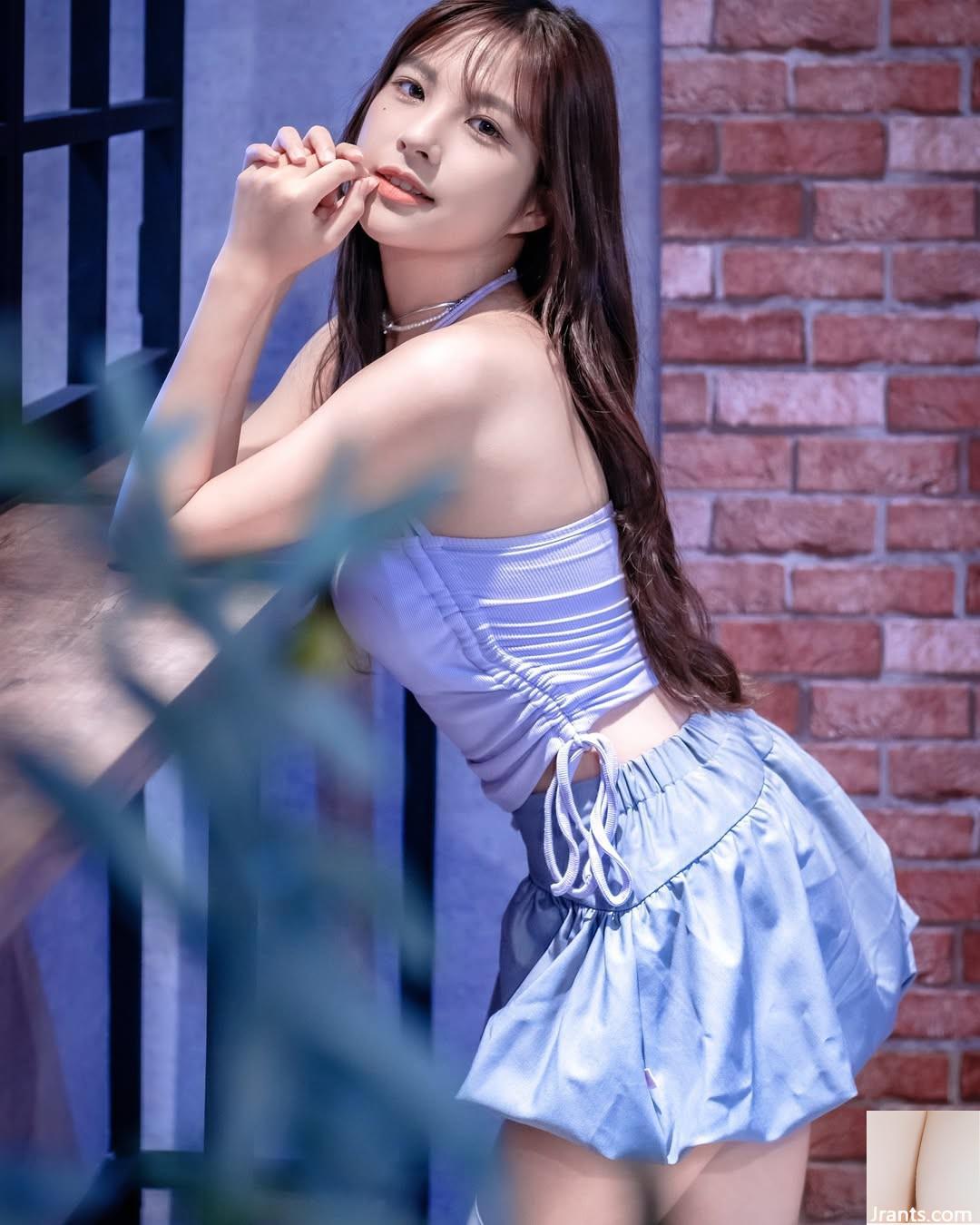 “Momo Jian Xiaojuan” Hình đầy đặn và xác thịt phác thảo hoàn hảo sự quyến rũ của cô ấy (10p) - Ảnh 4