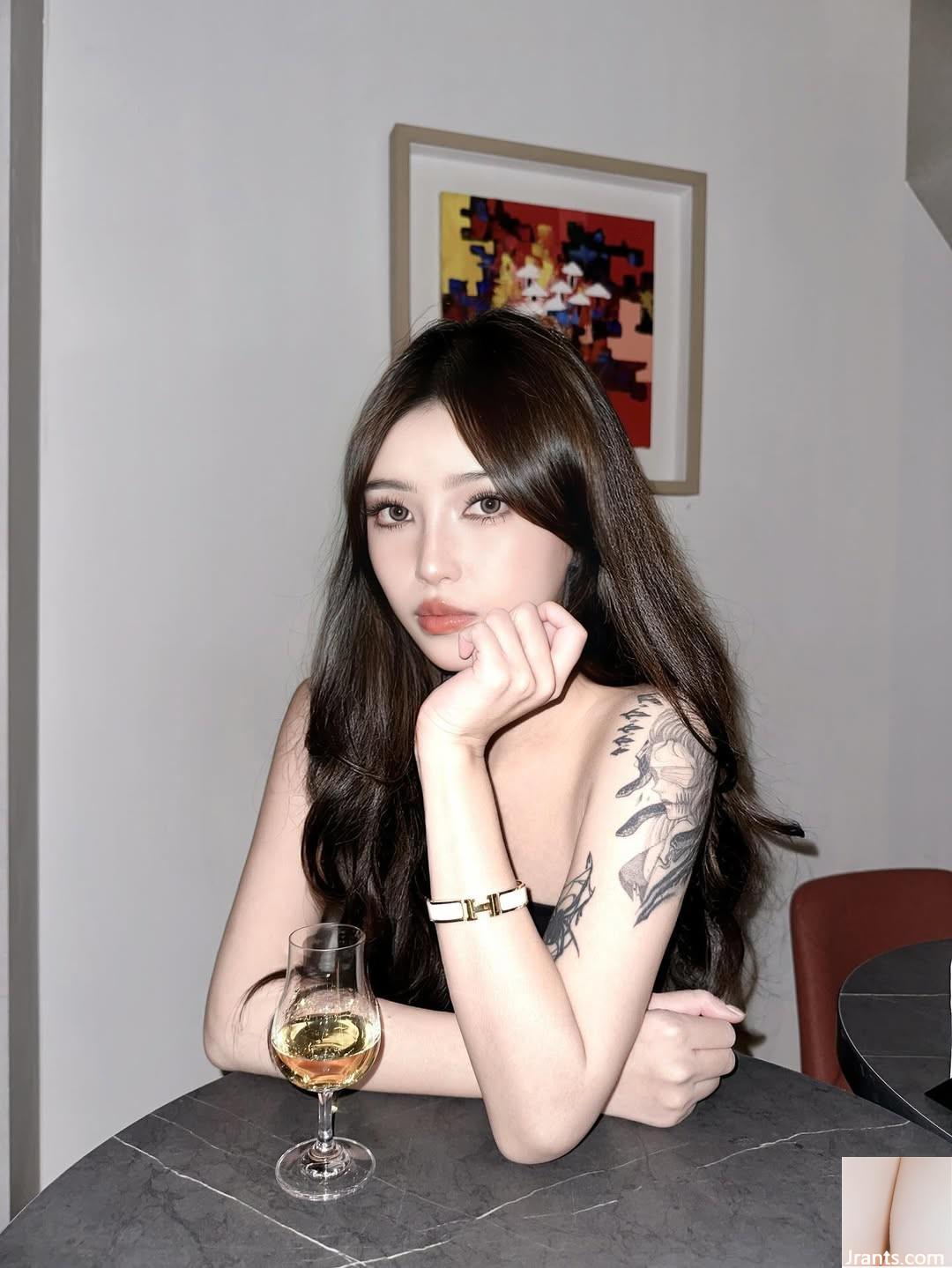 “Wiwei” ngực tròn và mềm đột ngột xuất hiện và không thể bỏ qua (10p)