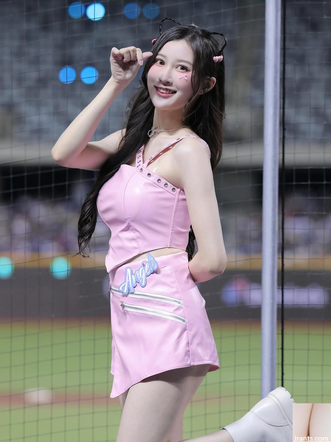 “Tiffany Wu Yu-Yu” Sexy và Slender Môn đã trở thành trọng tâm của sự chú ý của khán giả (10p) - Ảnh 9